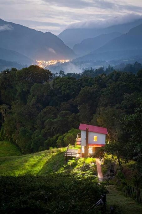 La Tribuna de los Andes Cabin 1