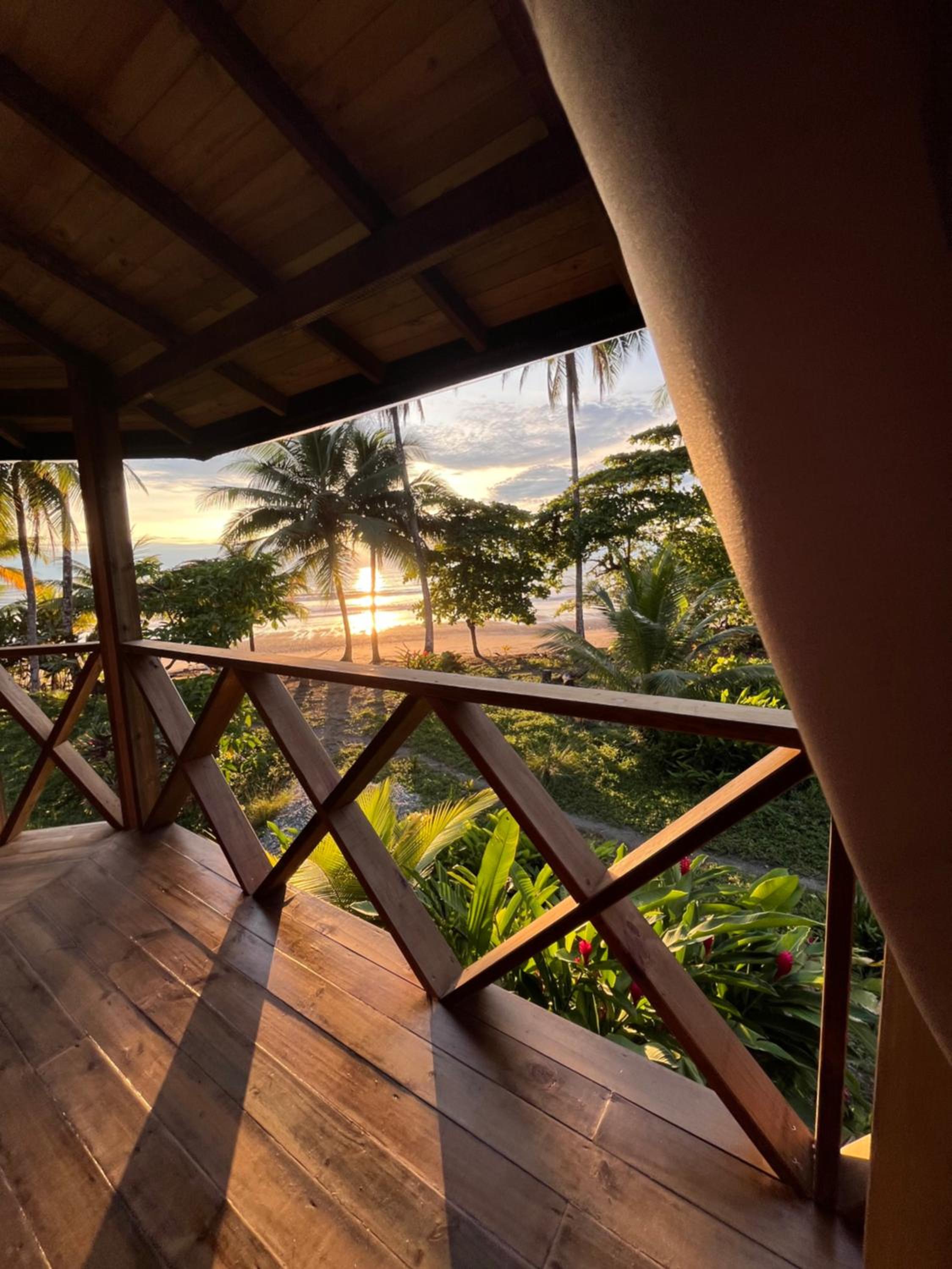 Popochos Beach Eco Lodge