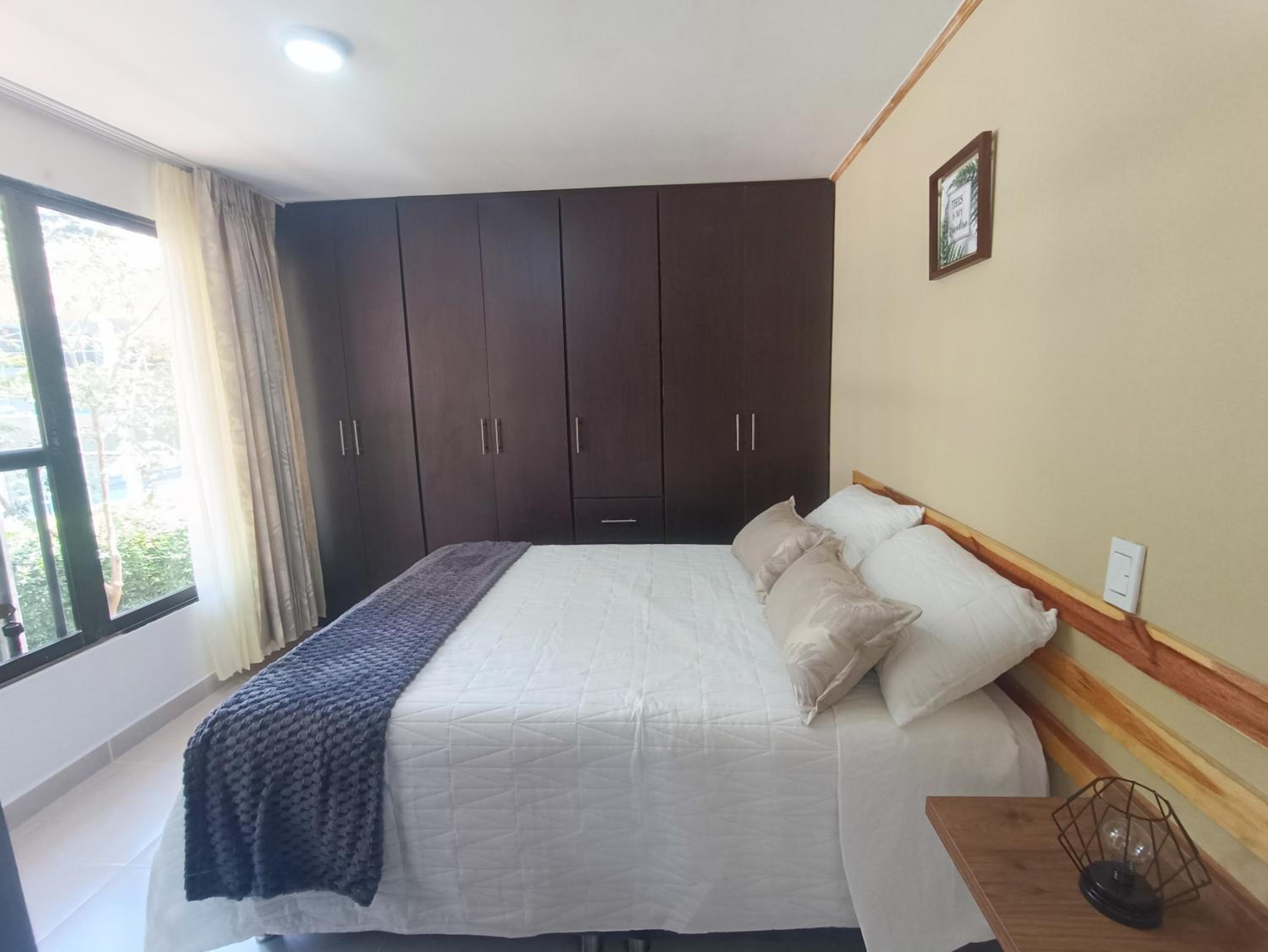 Moderno aptartamento, terraza con Jacuzzi privado
