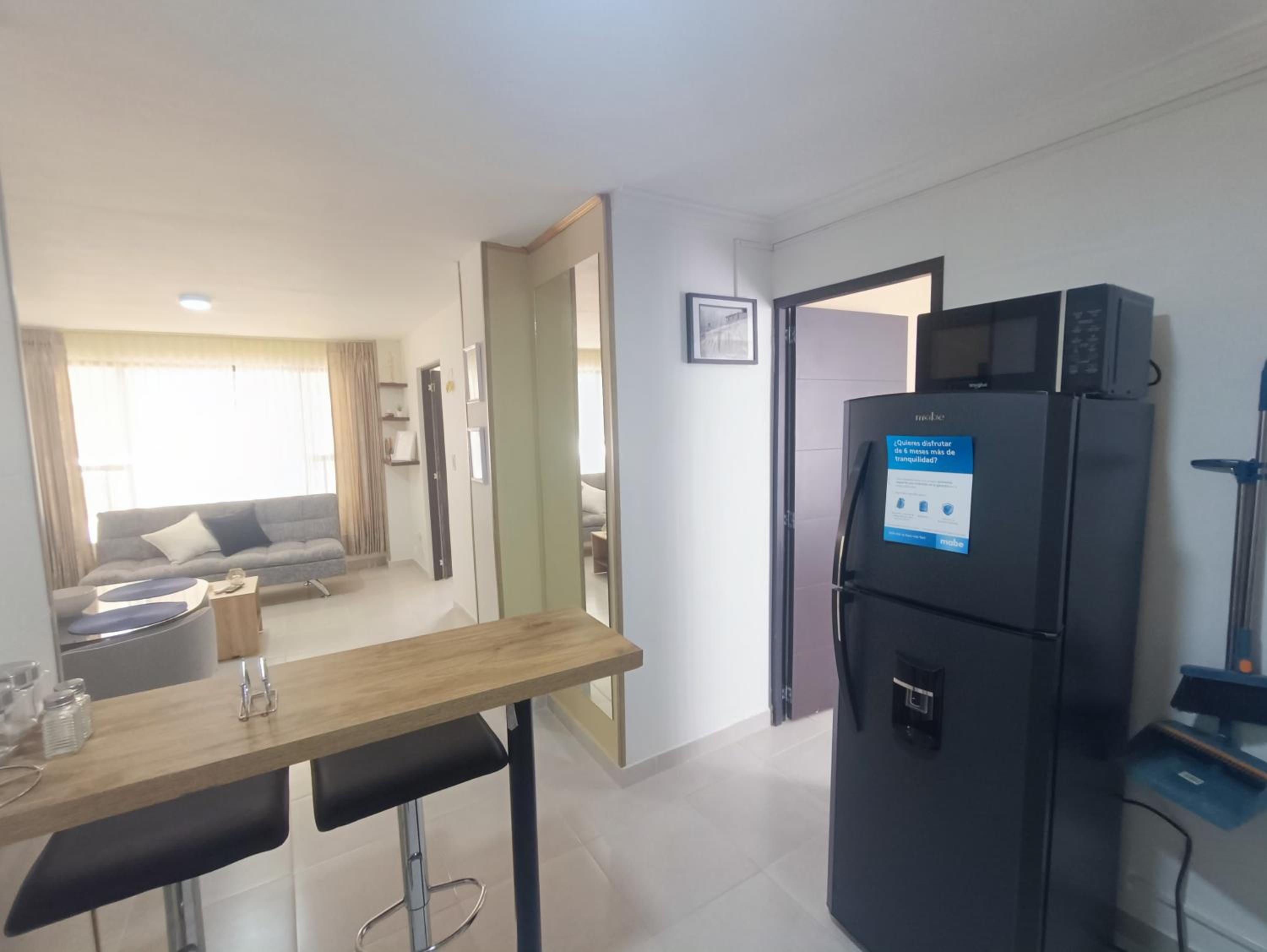 Moderno aptartamento, terraza con Jacuzzi privado