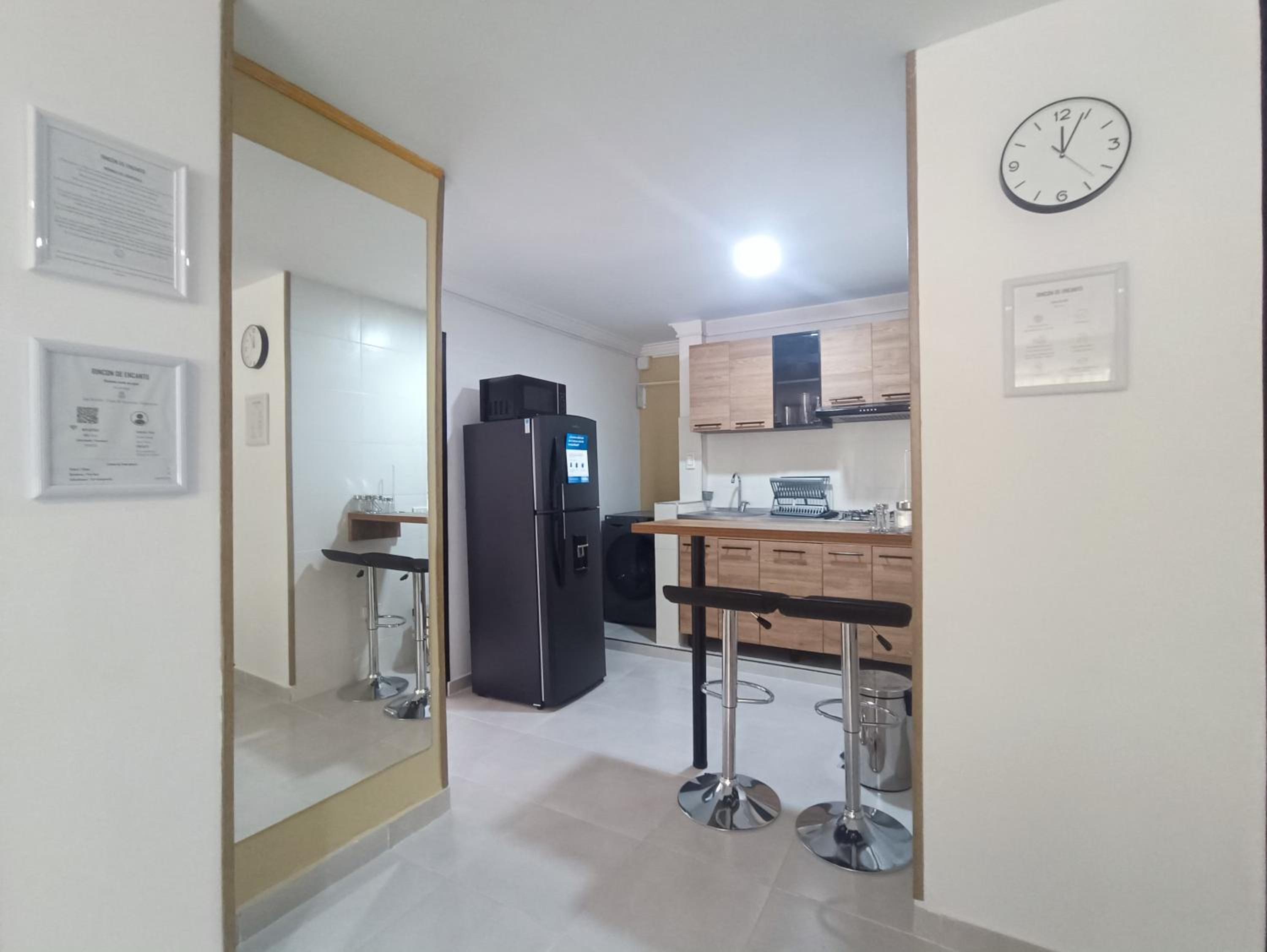 Moderno aptartamento, terraza con Jacuzzi privado