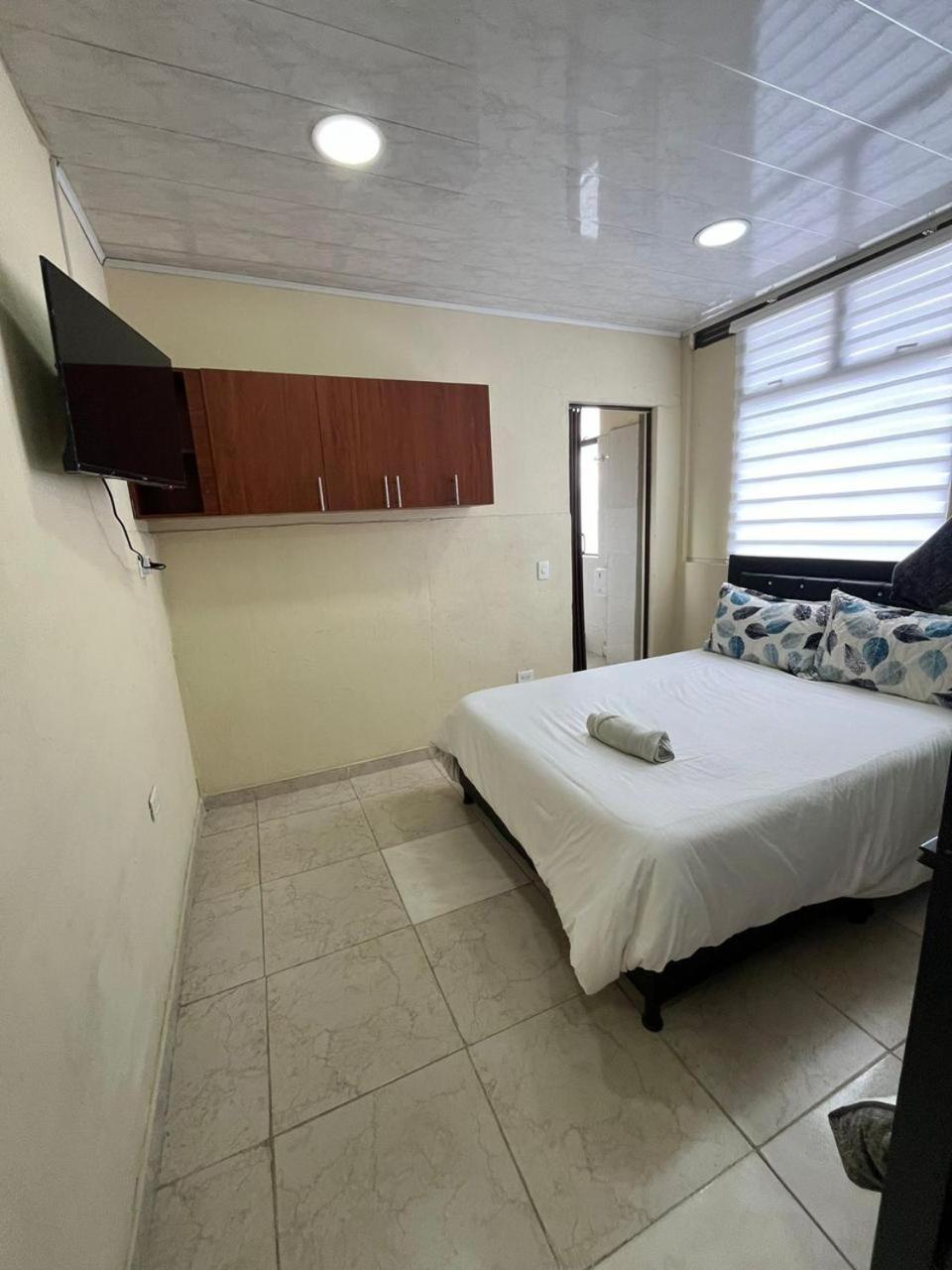 HOTEL BS