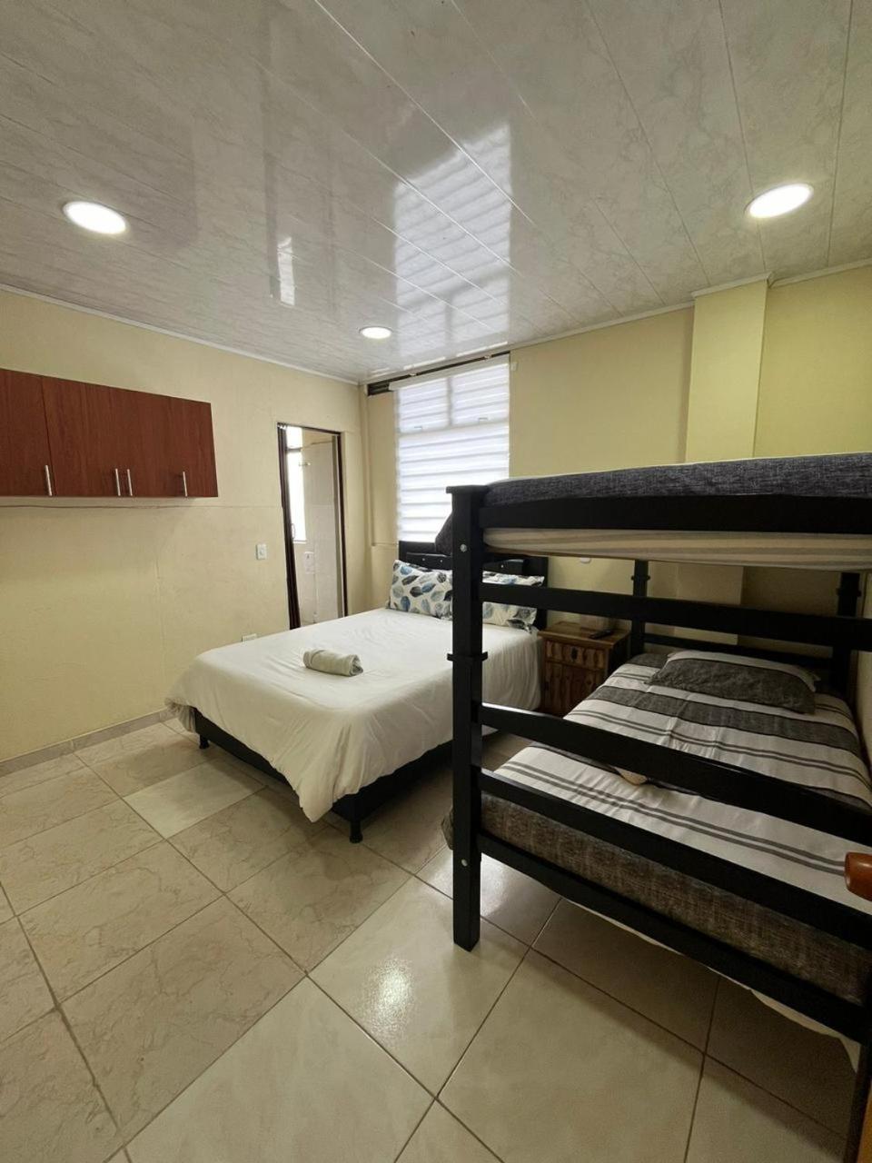 HOTEL BS