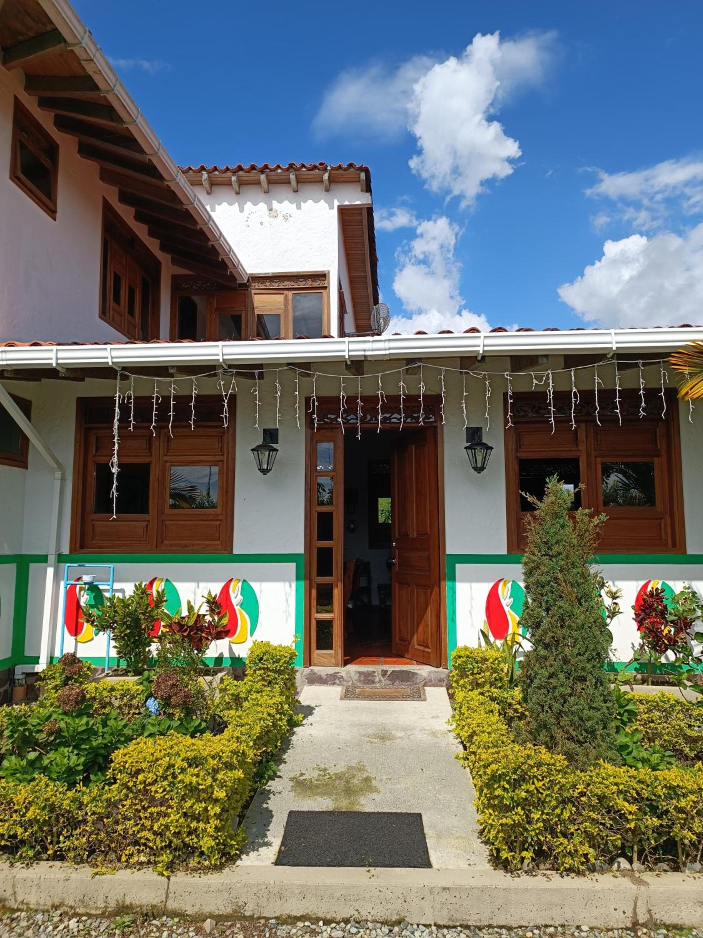 Cabañas Familiares EN FINCA POR HABITACIONES Santa Rita Montenegro