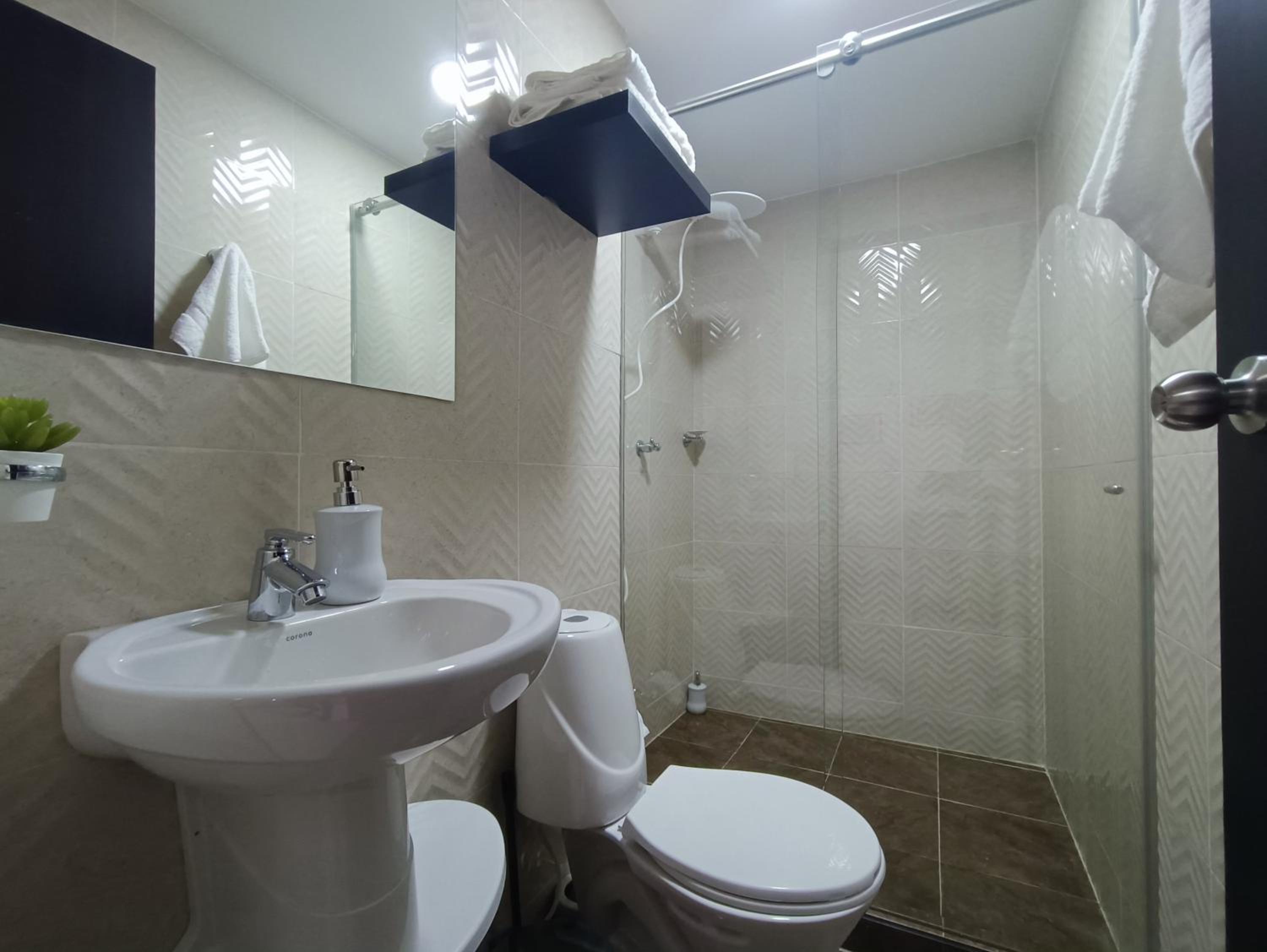 Moderno aptartamento, terraza con Jacuzzi privado