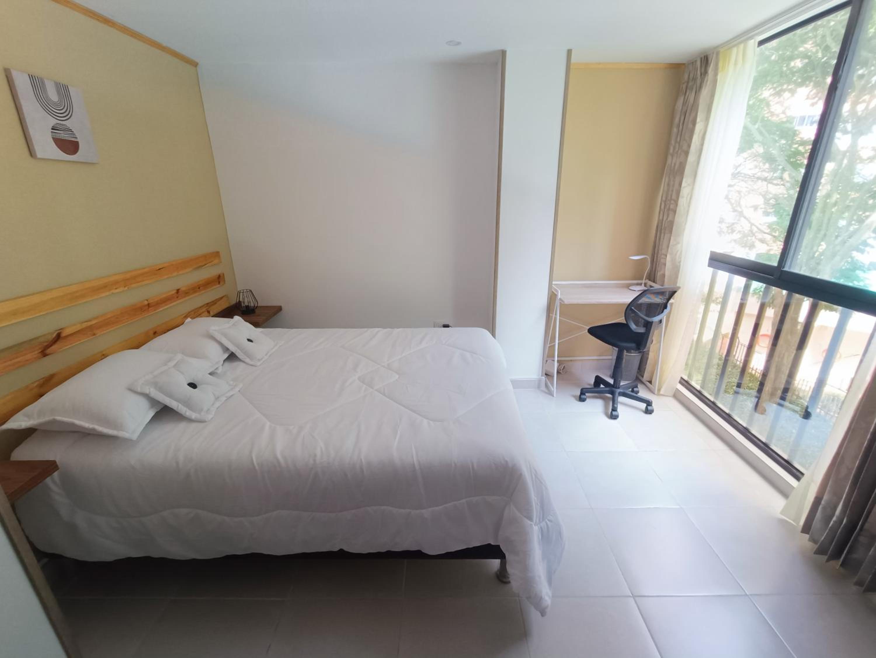 Moderno aptartamento, terraza con Jacuzzi privado
