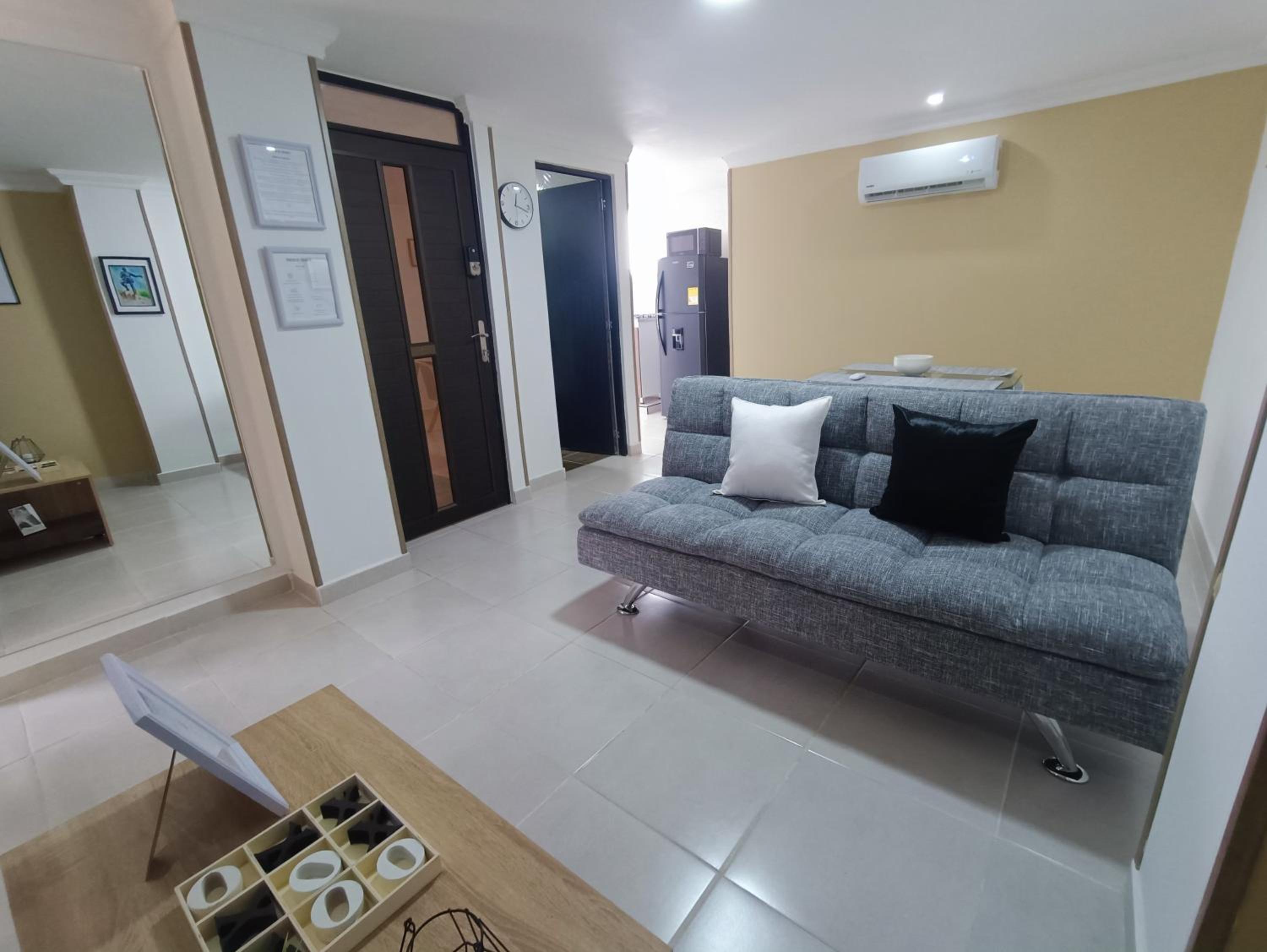 Moderno aptartamento, terraza con Jacuzzi privado