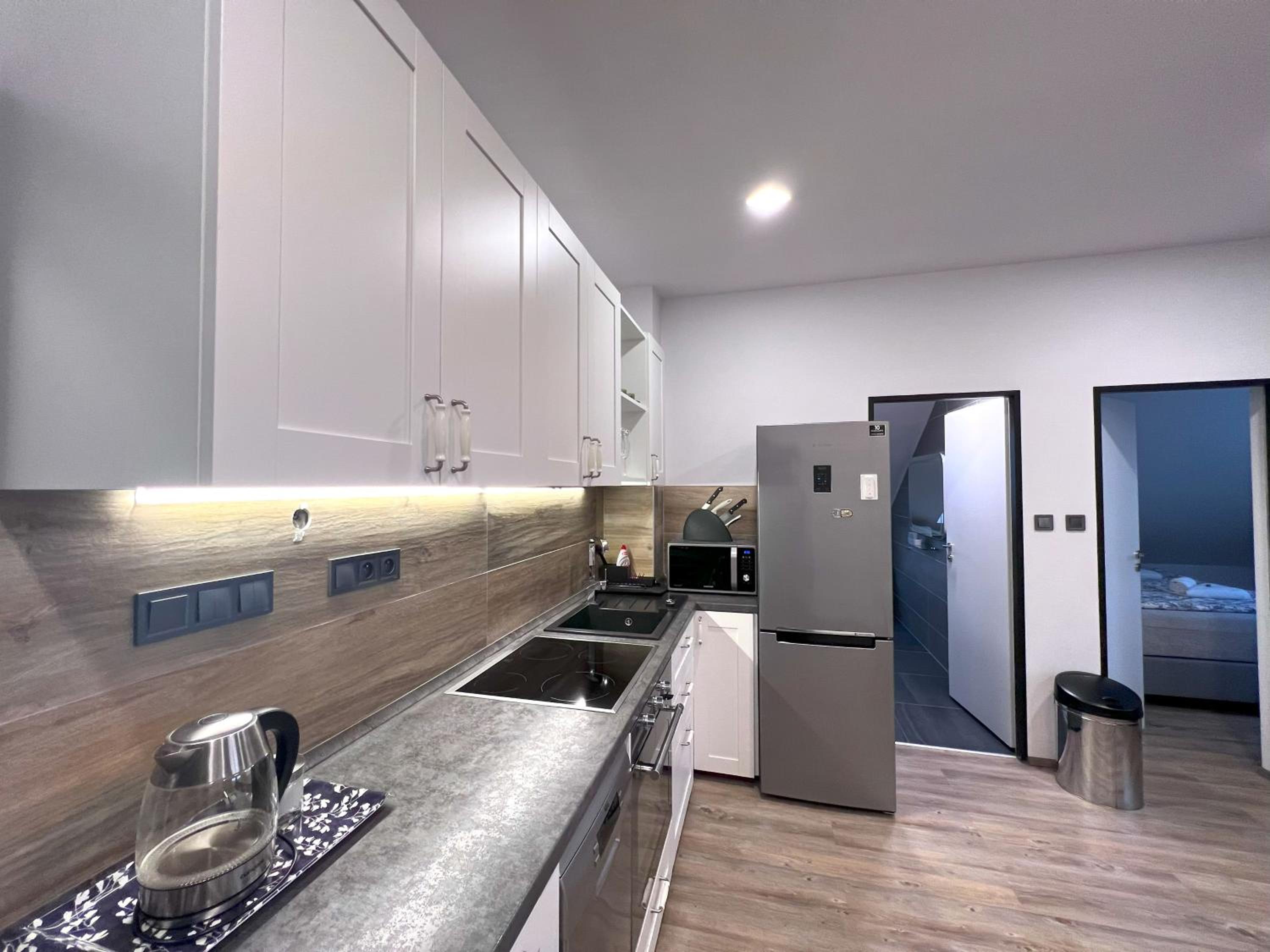 Photo 106