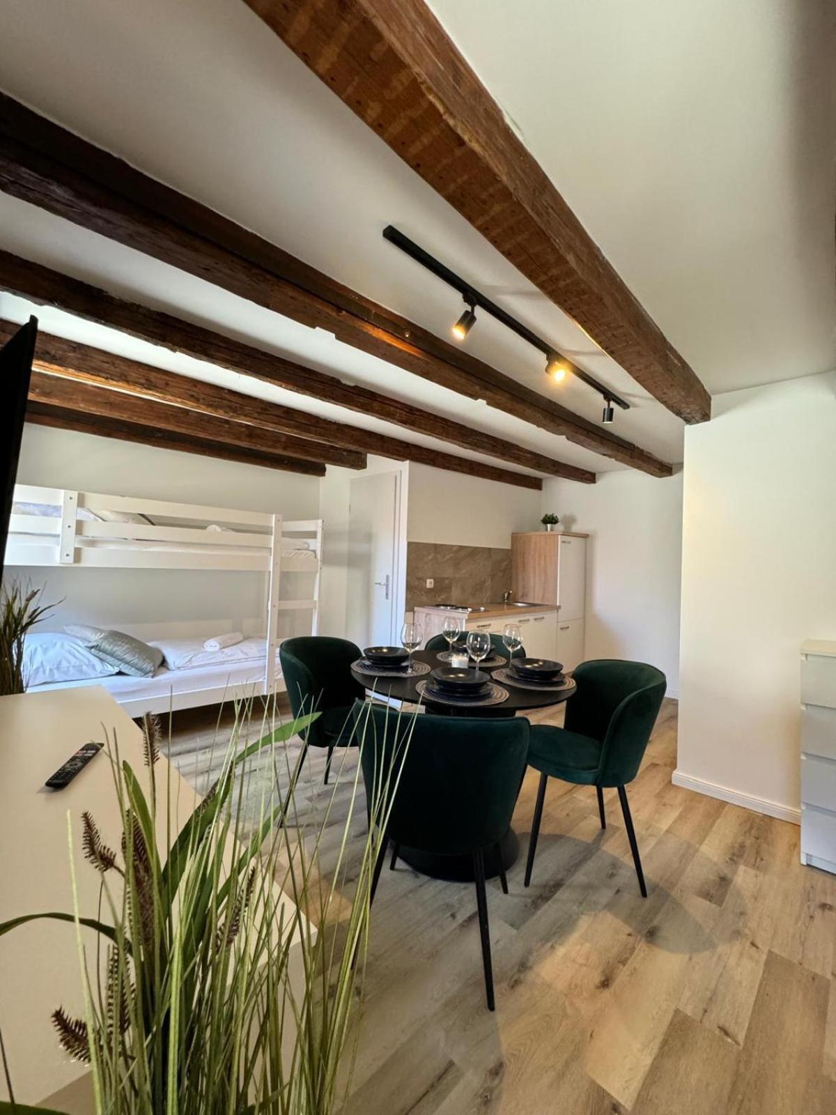 Apartmani Schega