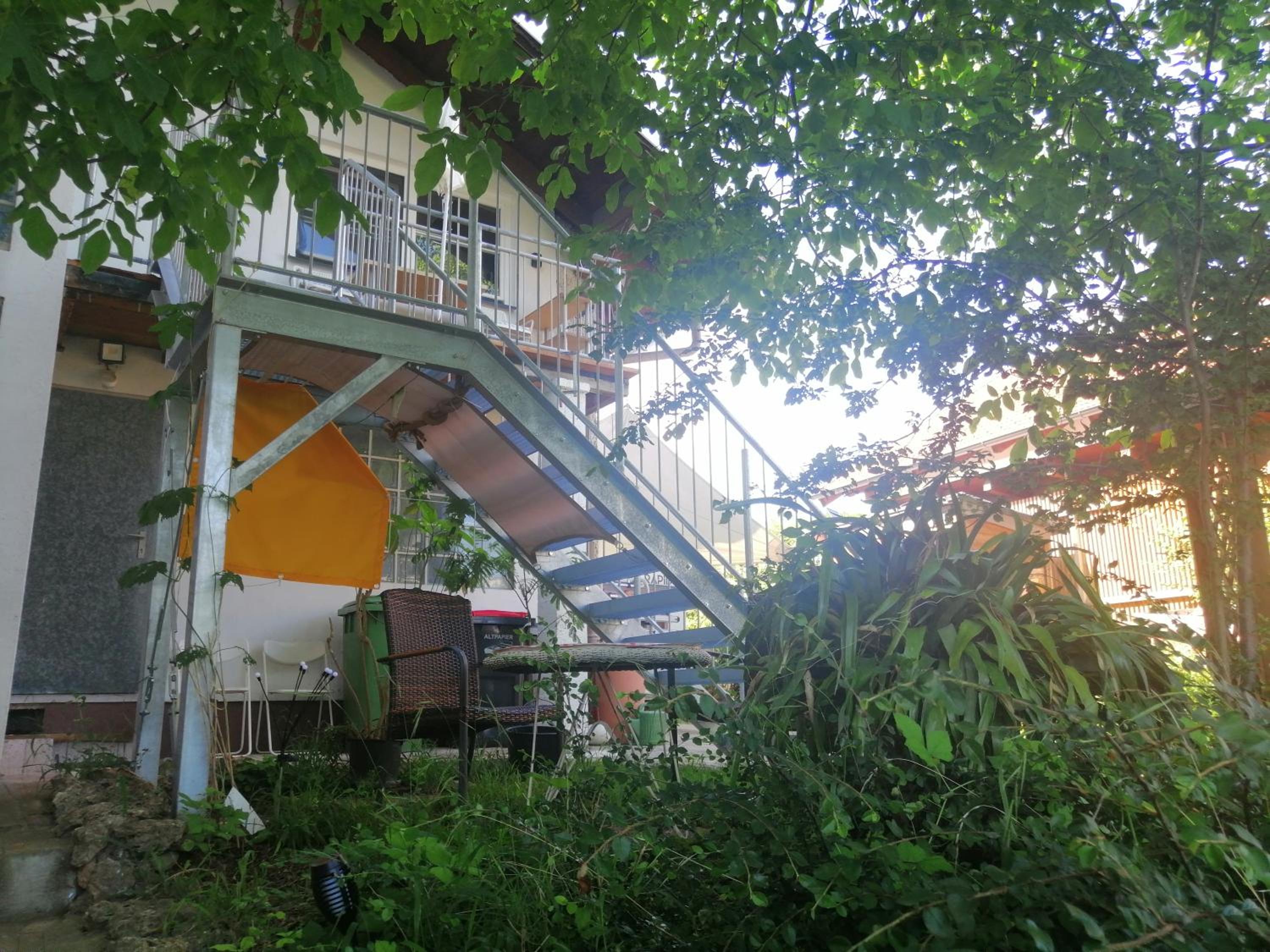 Atelieo beim Nussbaum
