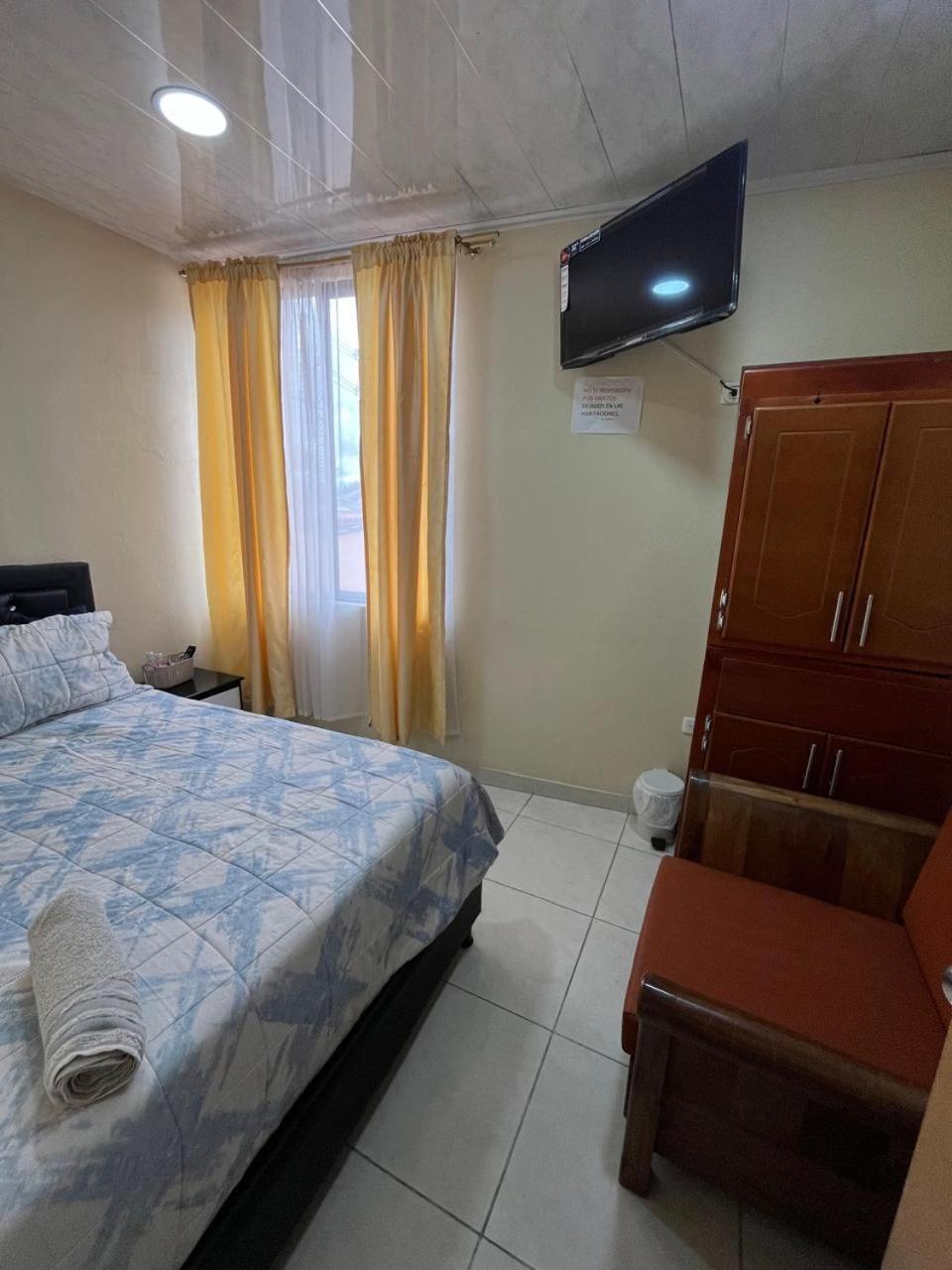 HOTEL BS