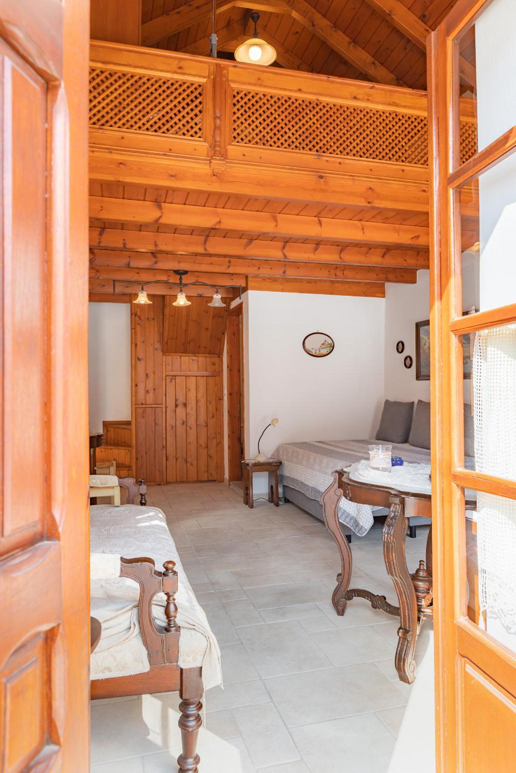 Kampos House