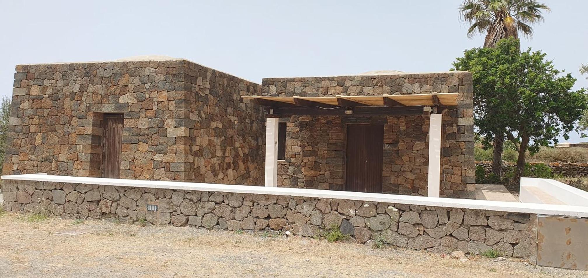 Ciuri di Pantelleria Dammusi view 3
