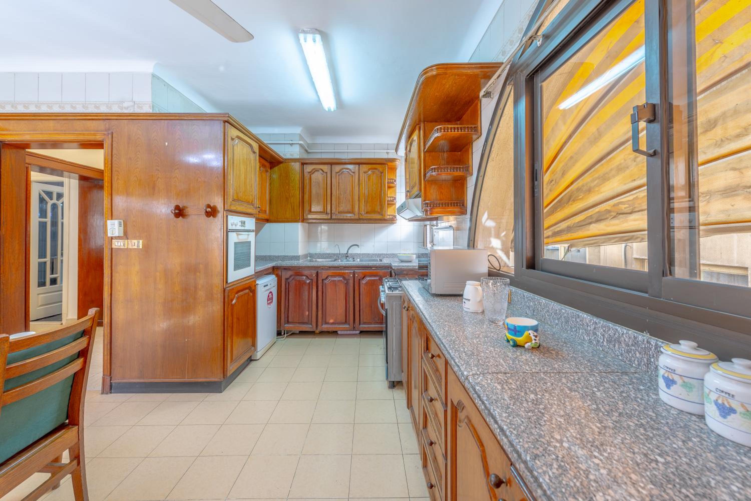 Royal 3 bedrooms apartment