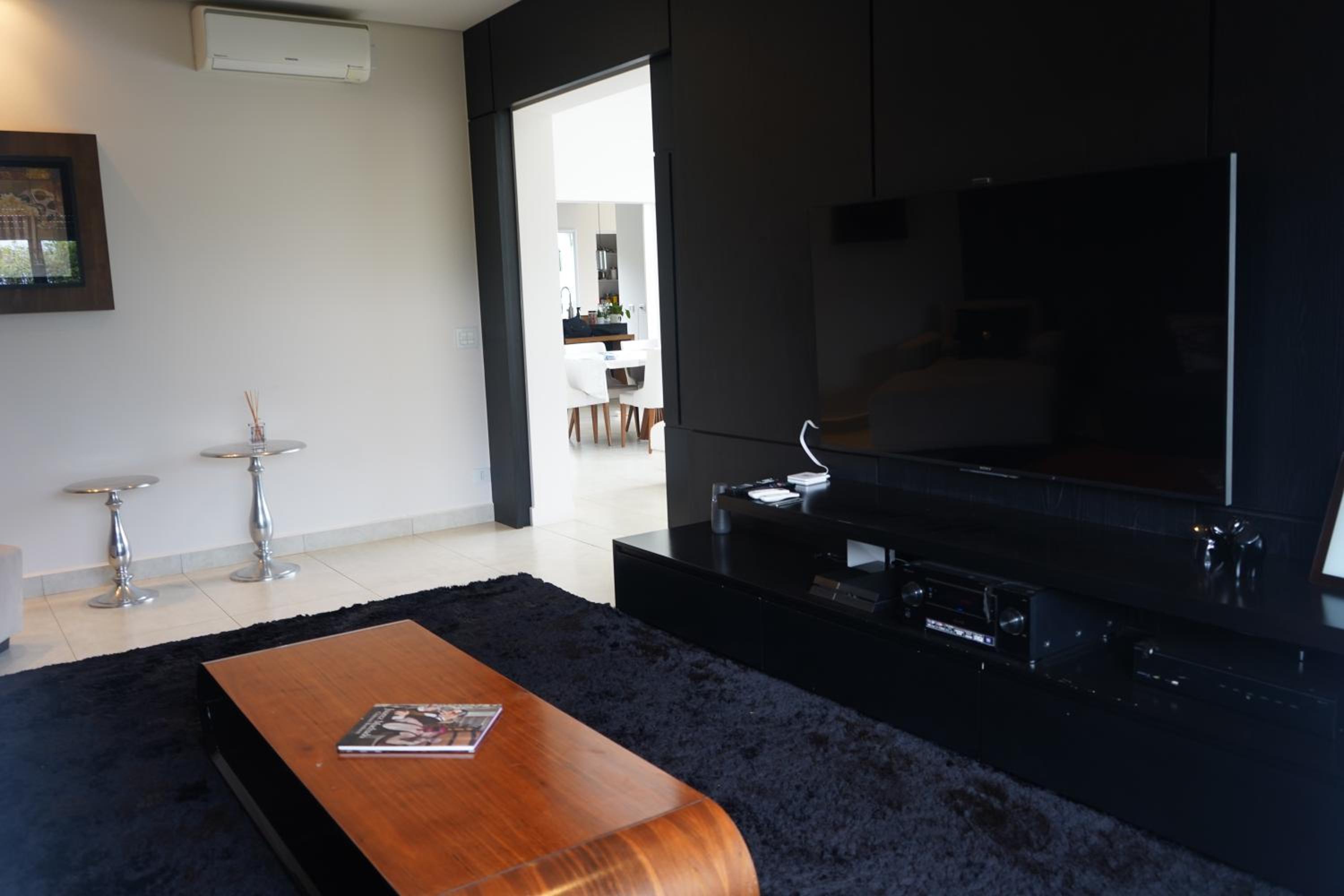 House in stud farm Community in Itu with Lake Casa em Condominio Haras em Itu com Lago