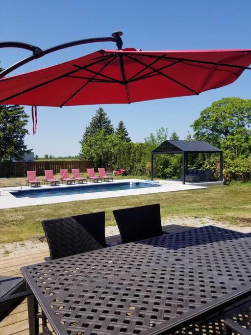 Alba Cottage with Brand New Pool
