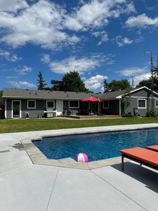 Alba Cottage with Brand New Pool
