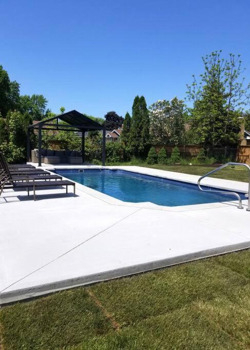 Alba Cottage with Brand New Pool
