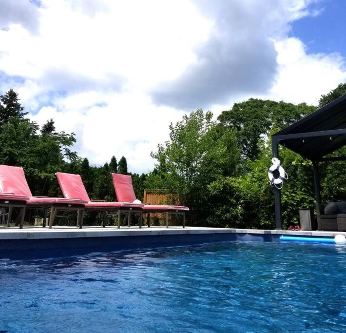 Alba Cottage with Brand New Pool