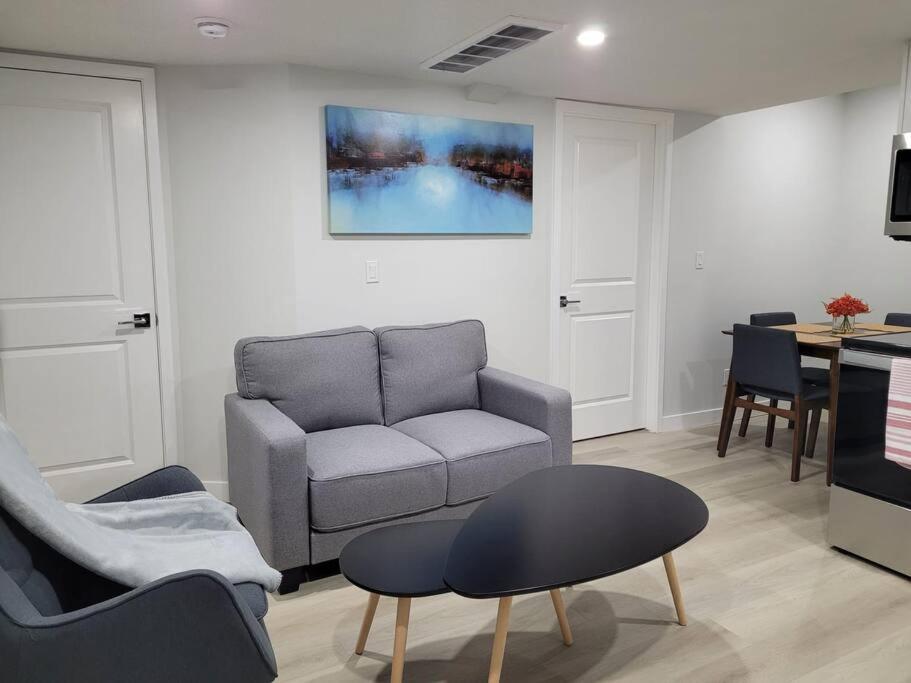 Beautiful Comfy Guest Suite in West EDM