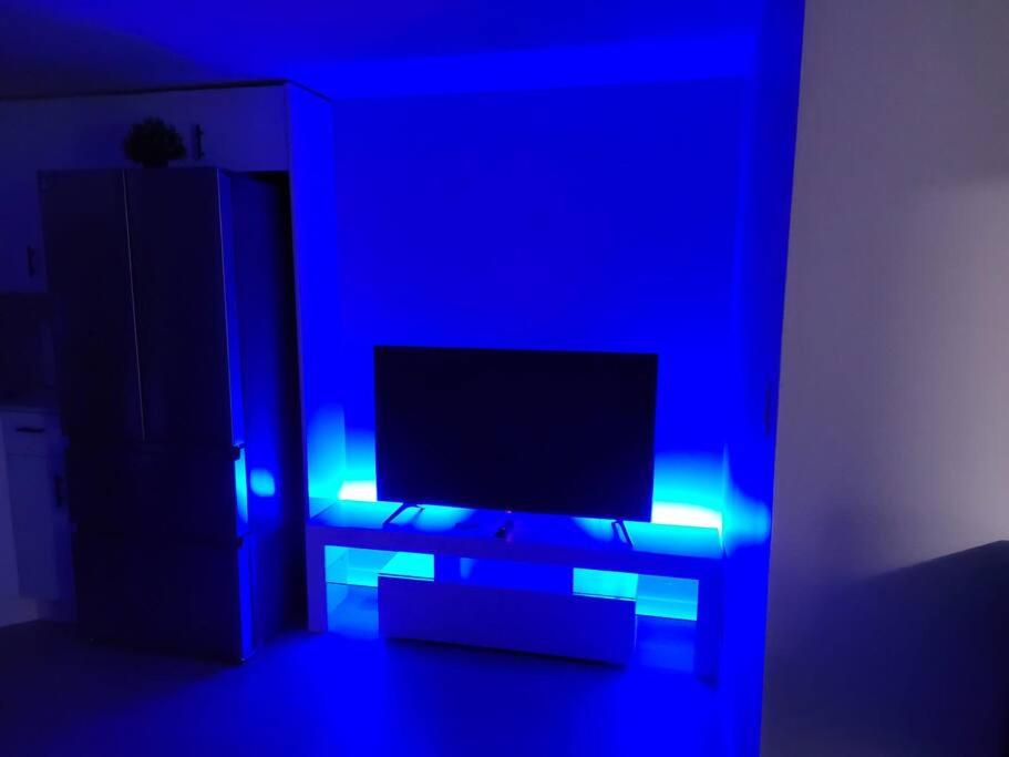 Beautiful Comfy Guest Suite in West EDM