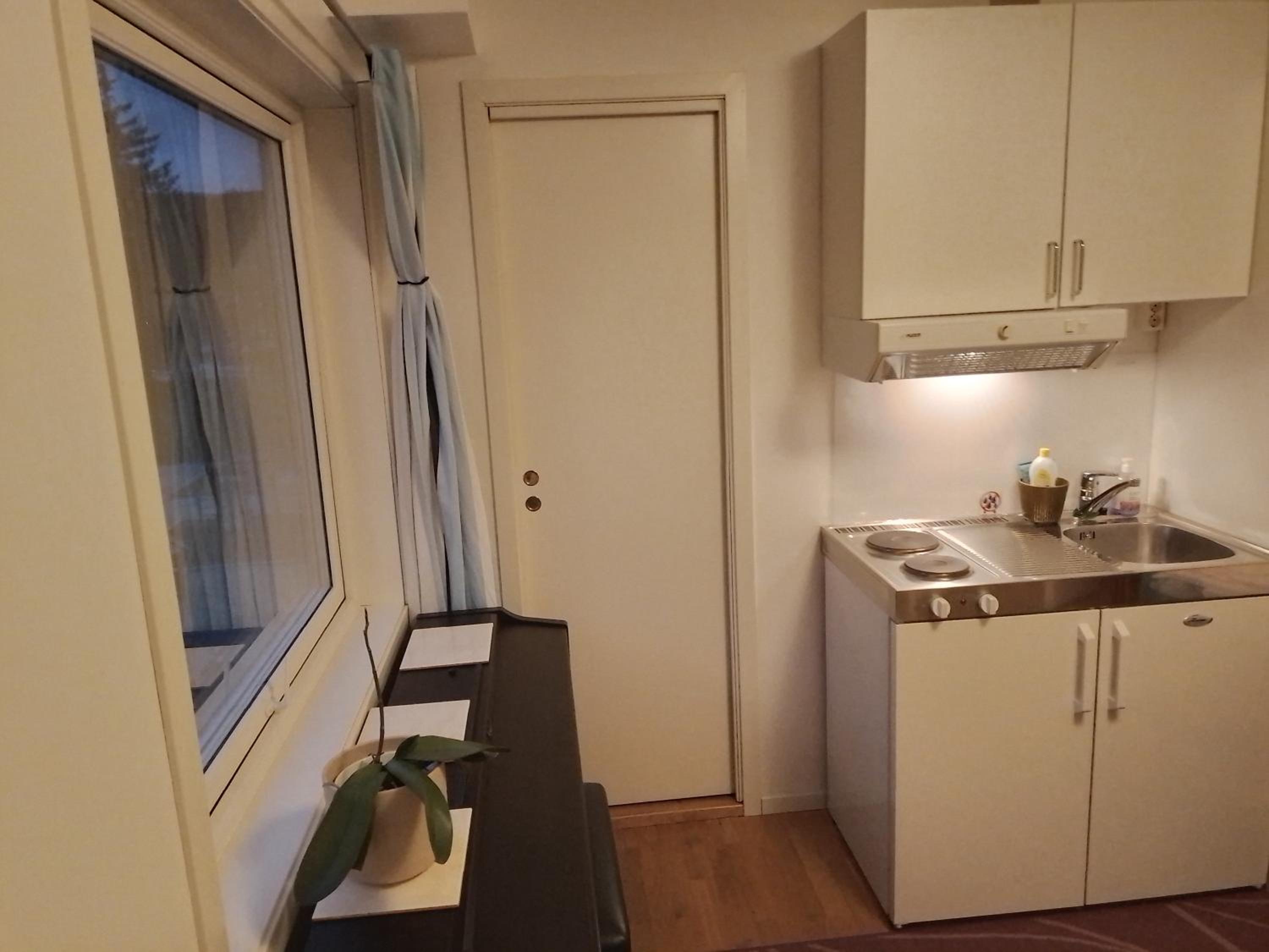 Cosy apartment near city center view 4