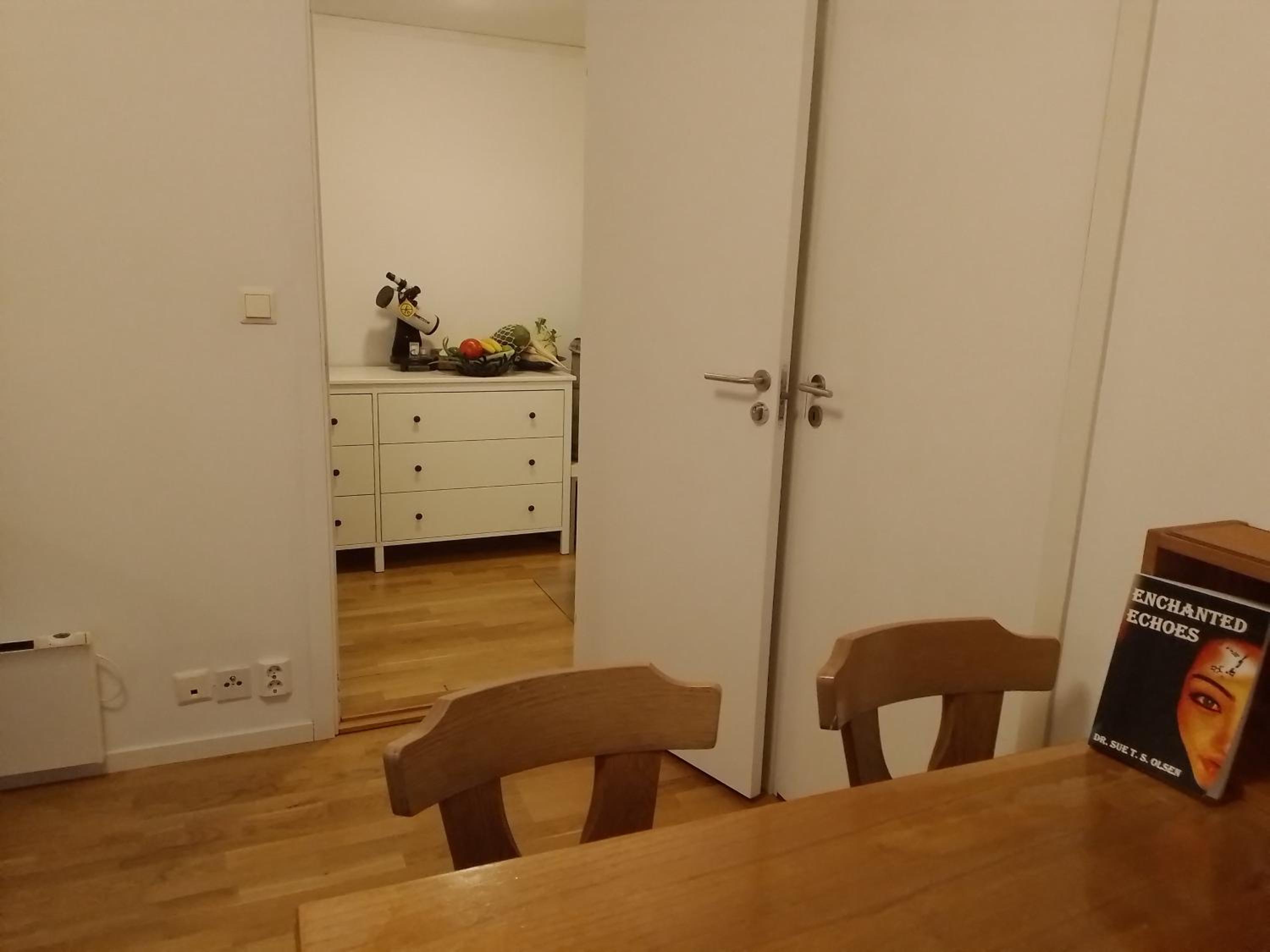 Cosy apartment near city center view 2