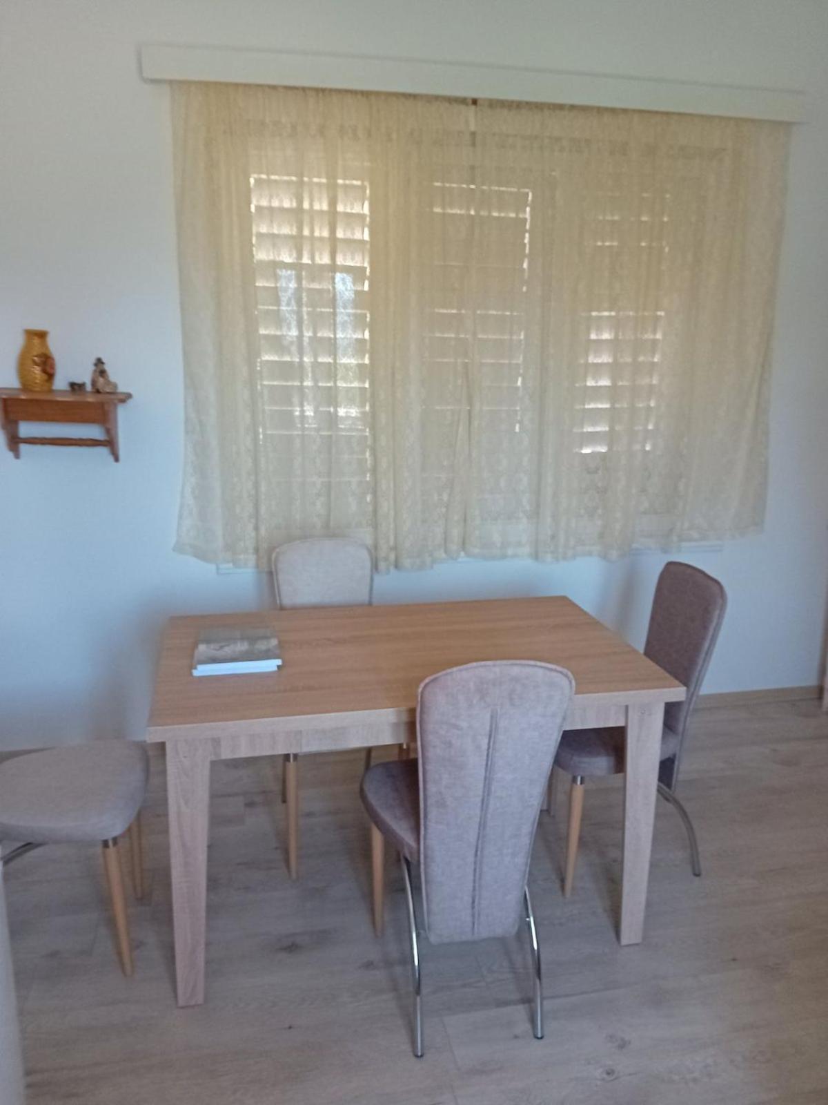 Apartman kanli kula