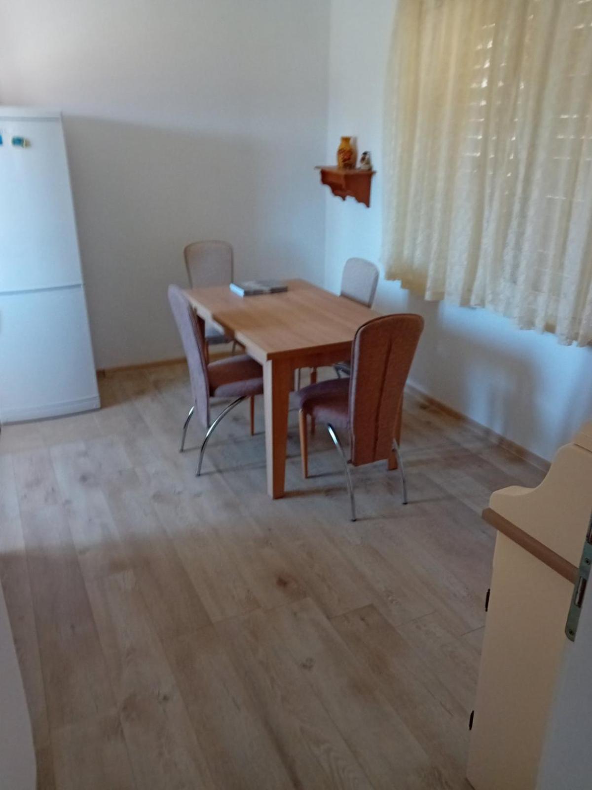 Apartman kanli kula