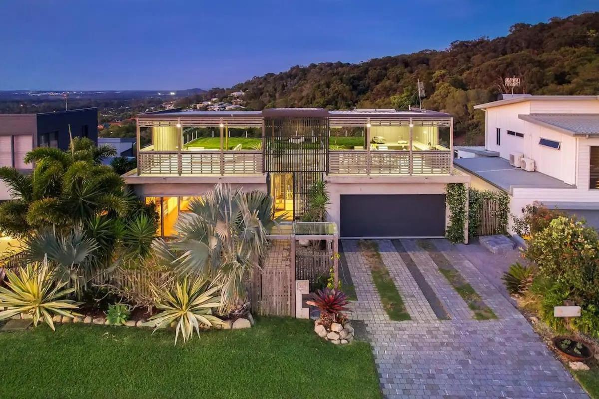 The Opal at Coolum - Mountain and Ocean Views