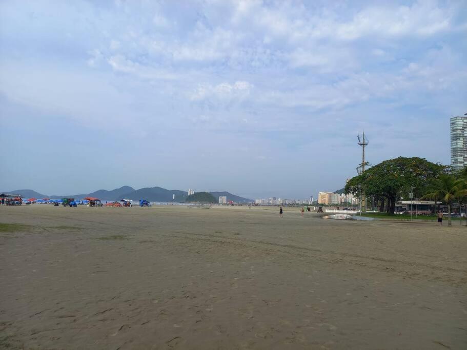 APTO na avenida da praia no Gonzaga