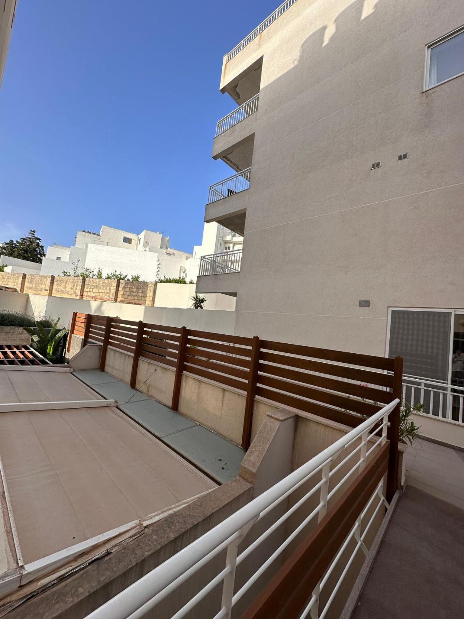 Gardinia court Ghargur