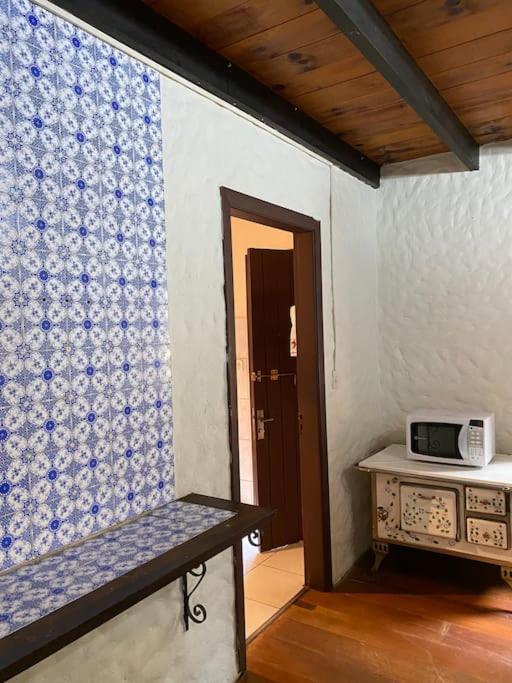 Casa a 200 metros do centro - Grinberg House