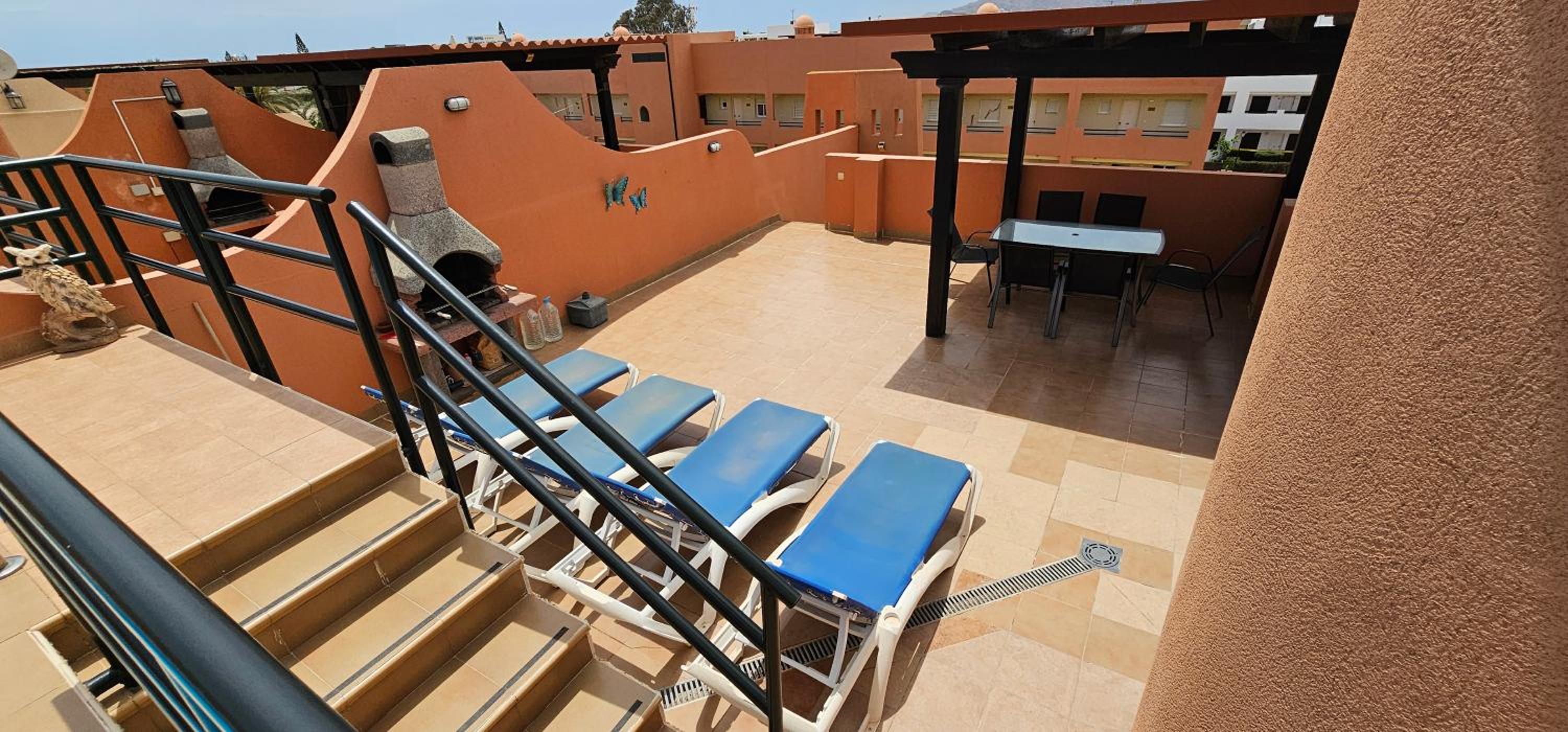 Apartamentos Paraíso Vera Playa, Ed Palmerston, Atico A con piscina privada y vistas al mar, 50m de la playa, WIFI view 4