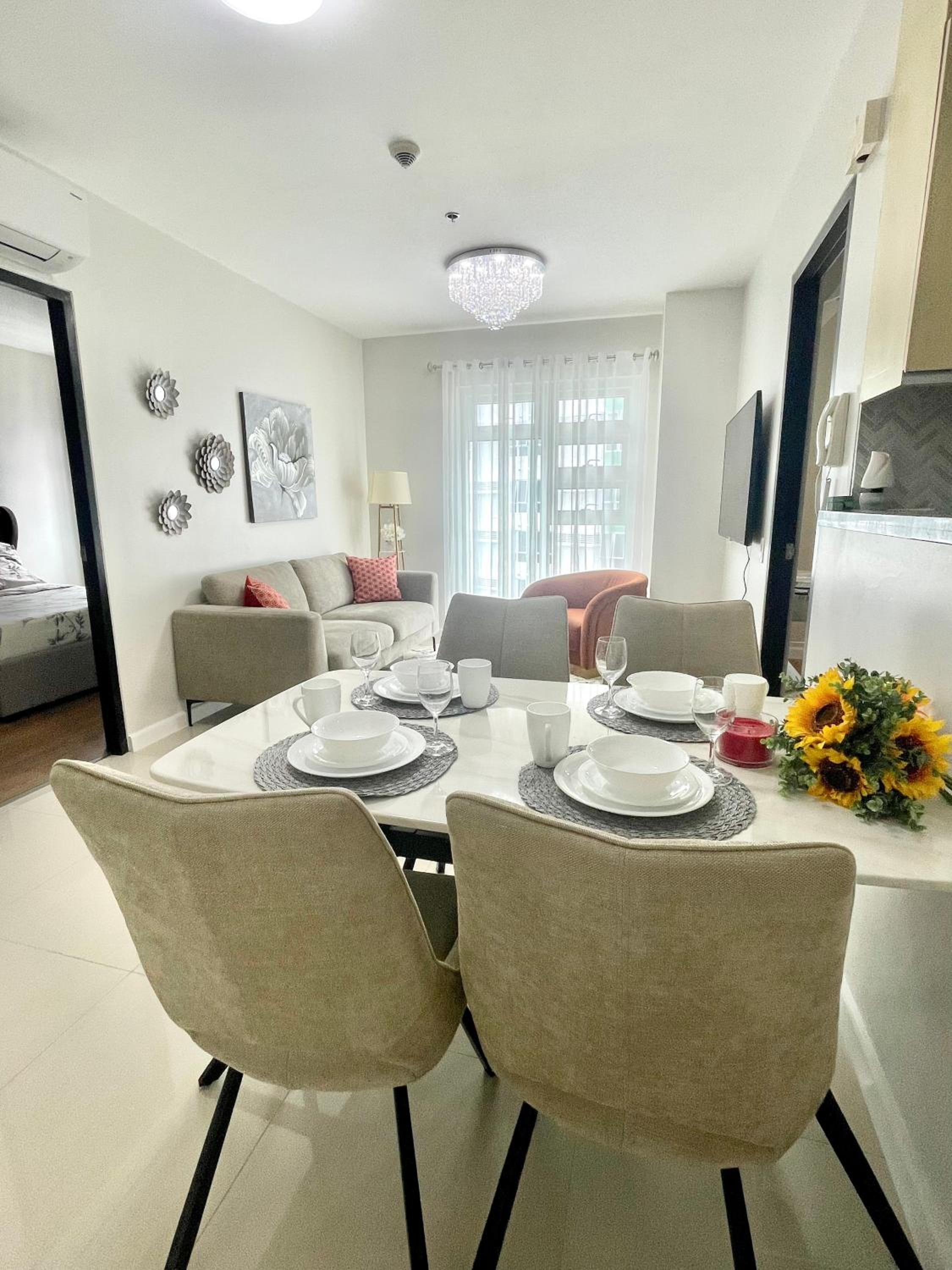 Brand New 2 Bedroom 2 Bath Apartment view 3