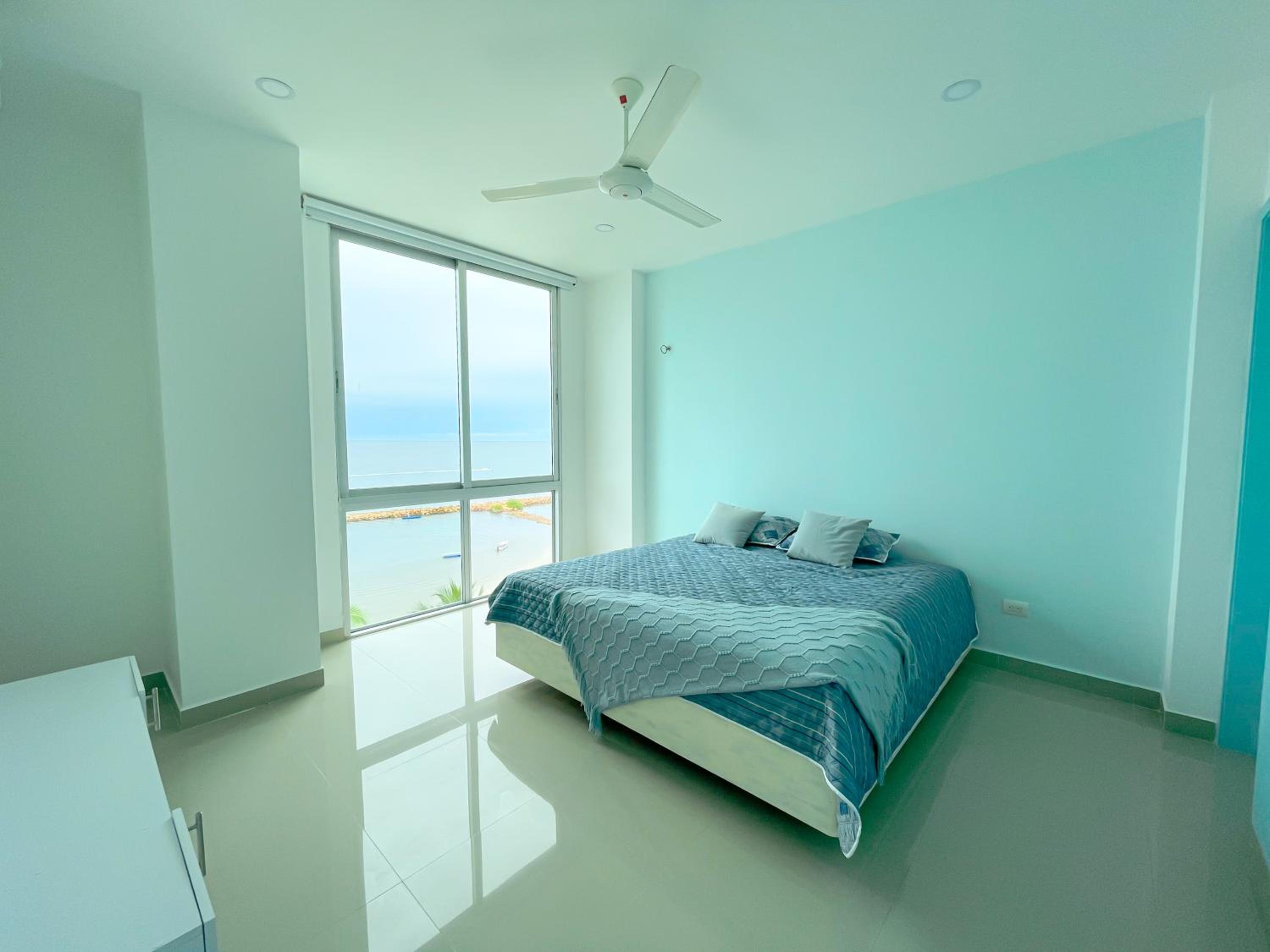 Magico Apartamento Frente al Mar 3 Habitaciones BM61