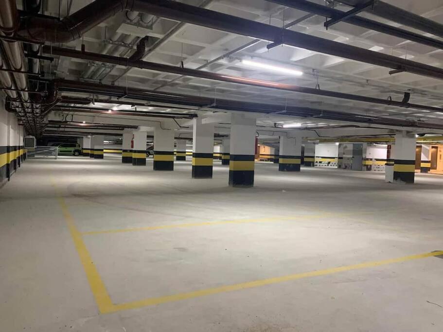 Apartamento de frente praia dos anjos com 3 suítes
