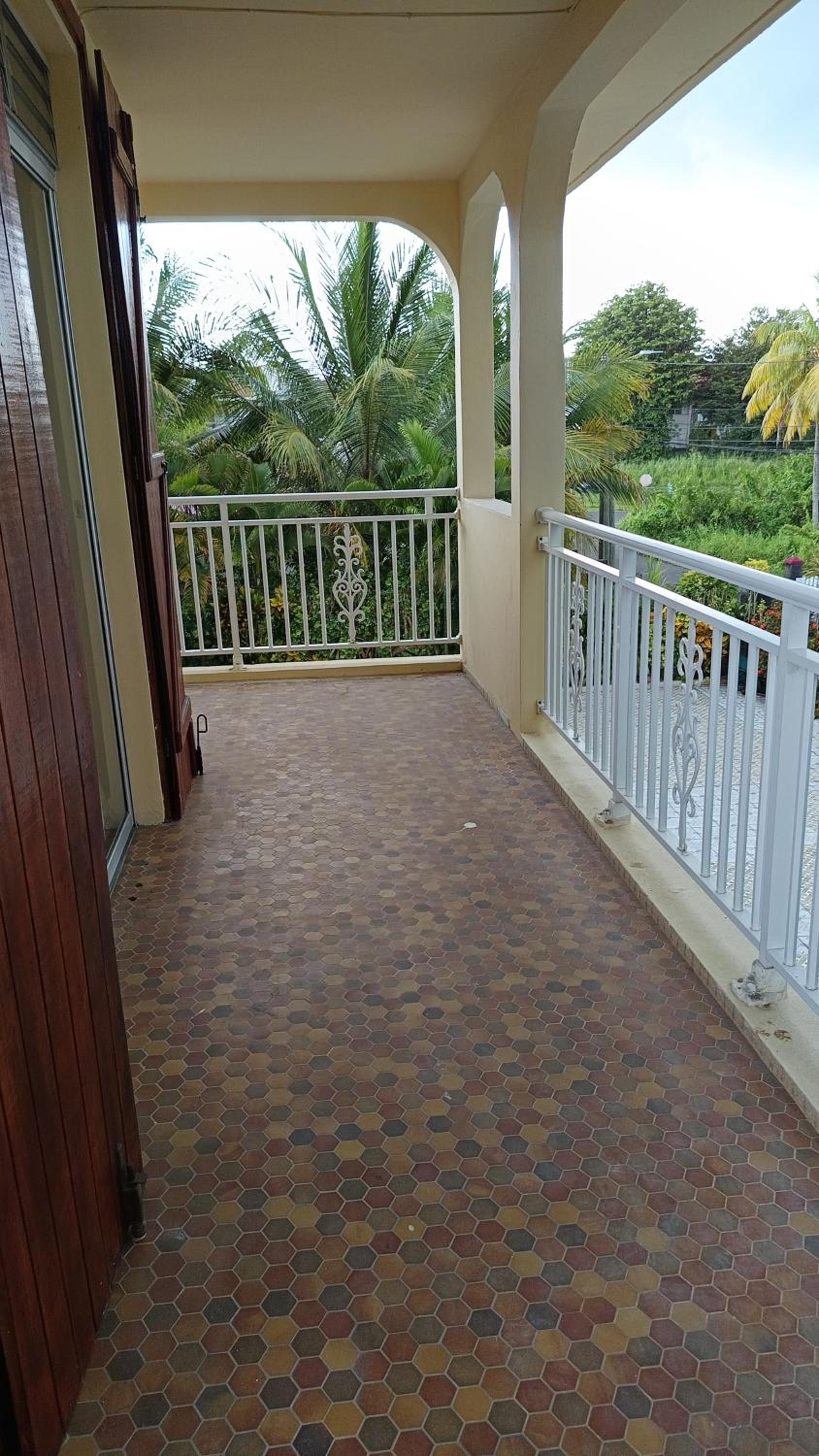 Haut de villa T3 attractif view 3