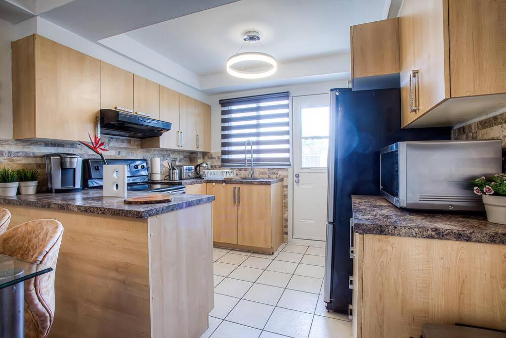 Luxery 3BR Apartment, Free Parking