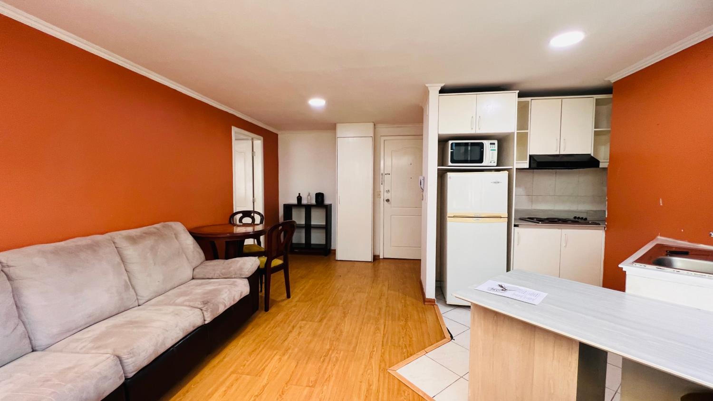 SUITE, REPUBLICA DE EL SALVADOR, PARQUEADERo view 5