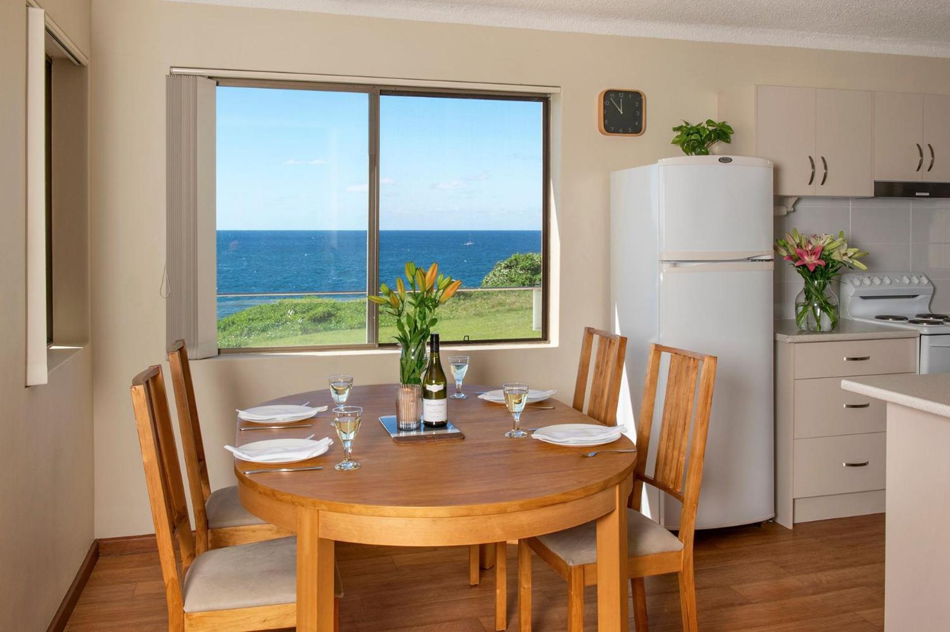 Headland Hideaway