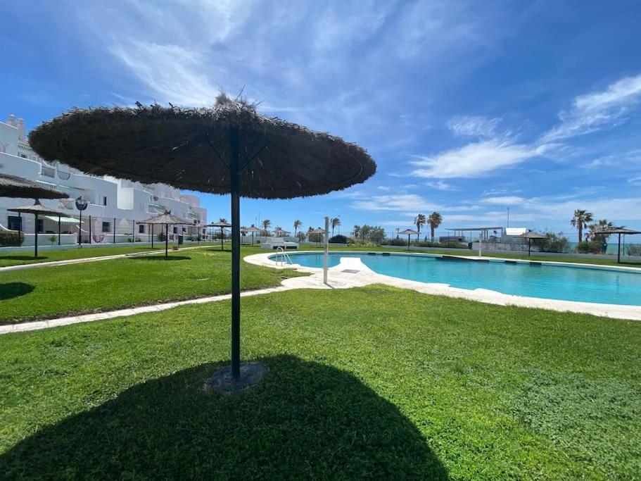 La Barrosa Beach Holiday Home By ChiclanaDreams