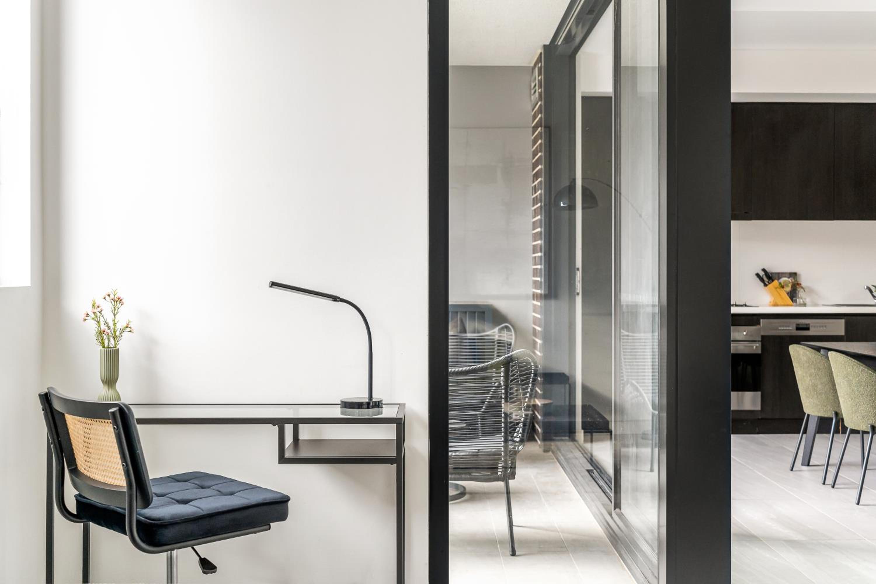 Pyrmont Apartments by Urban Rest