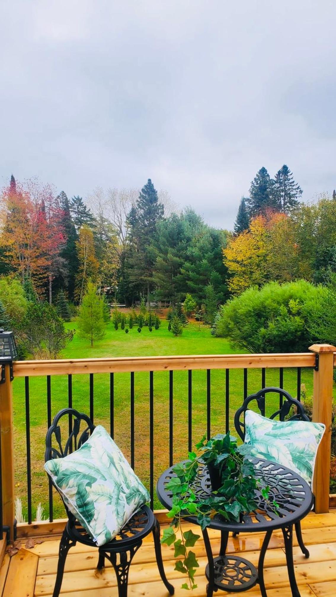 Riverfront Cottage Retreat