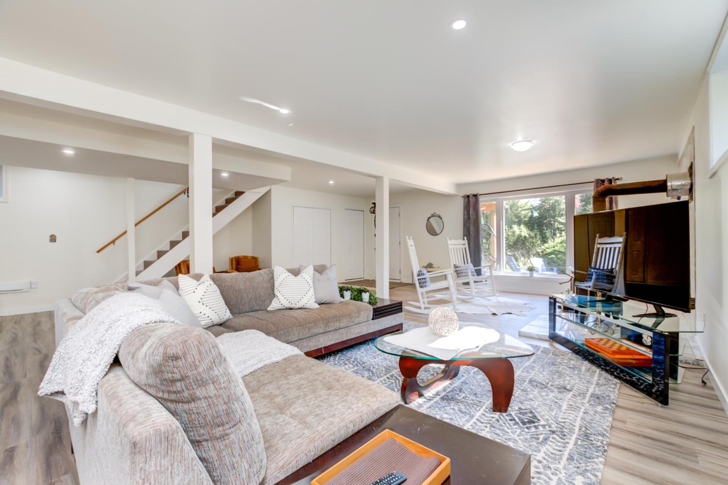 Riverfront Cottage Retreat