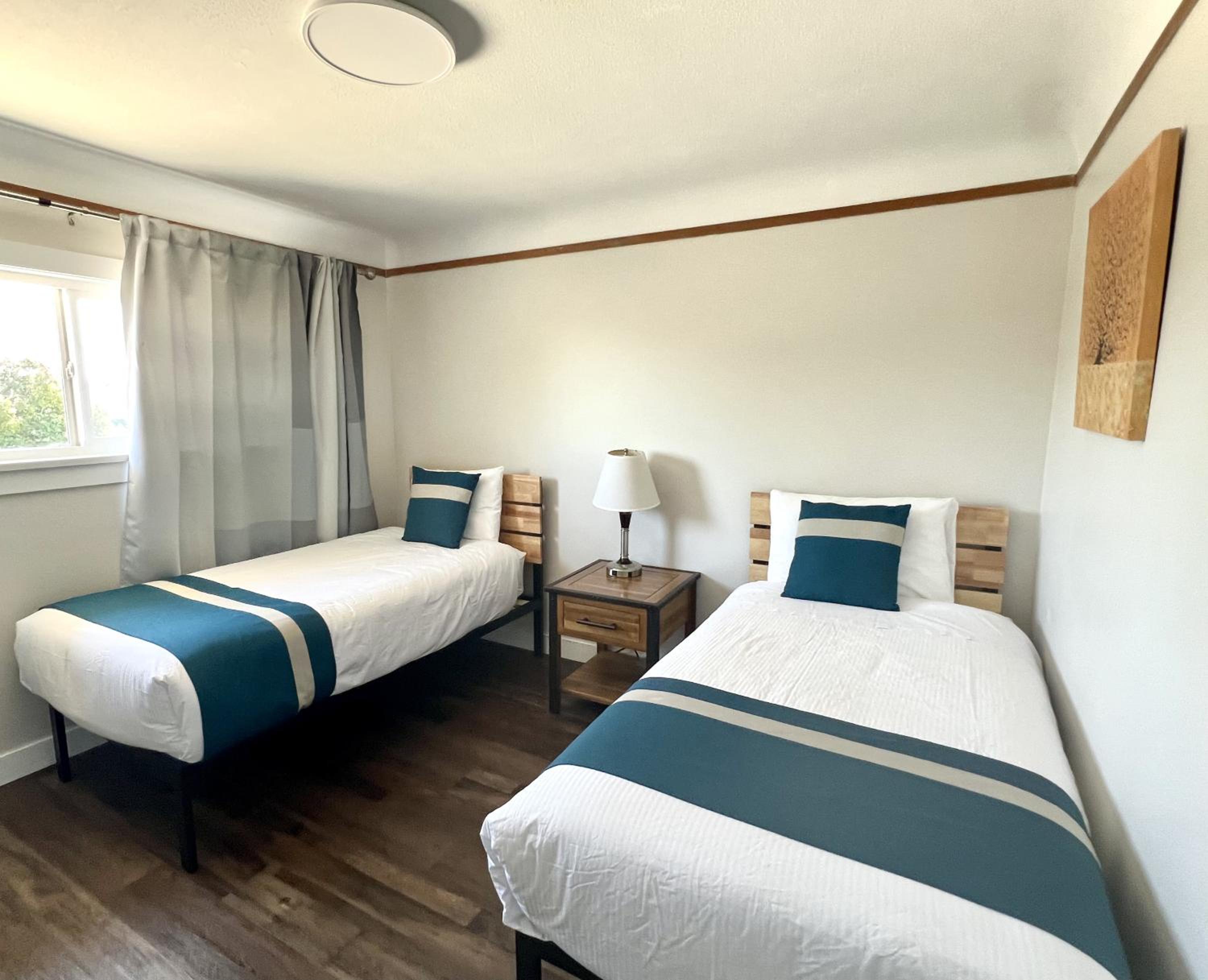 Downtown 2B1B Private Suite