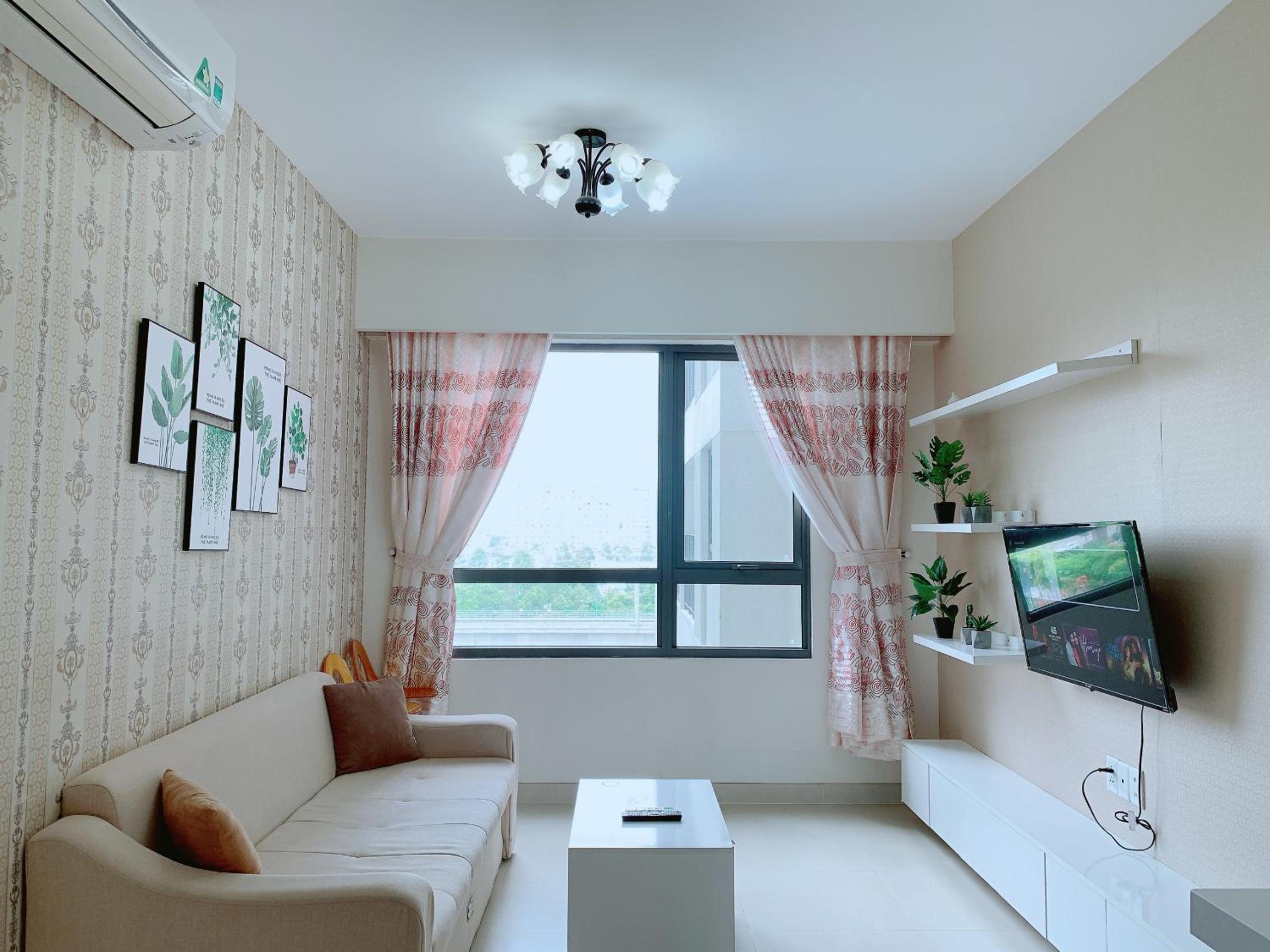 Masteri Thao Dien Comfy Apartment #Nice Balcony #Opening View