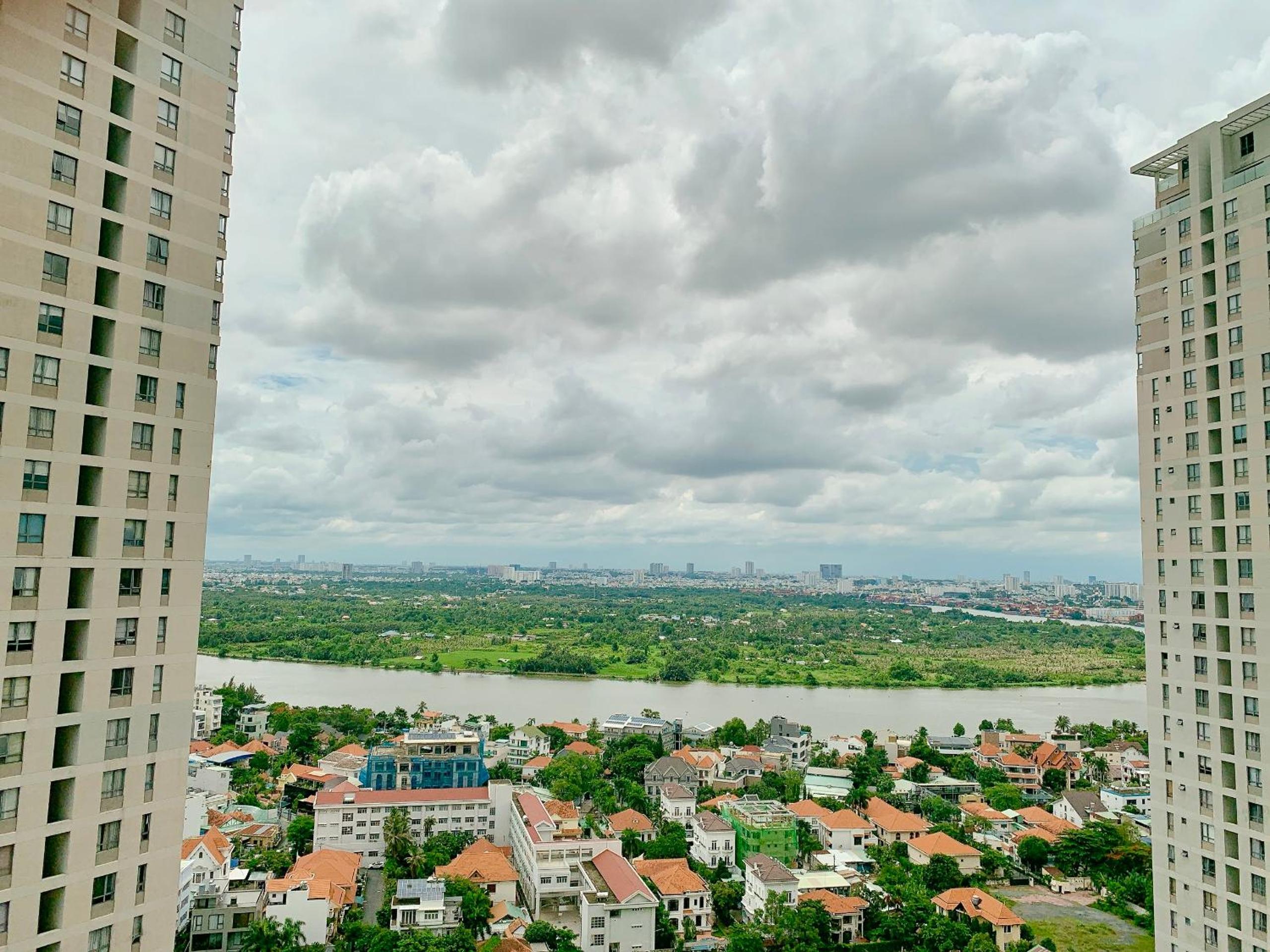 Masteri Thao Dien Comfy Apartment #Nice Balcony #Opening View