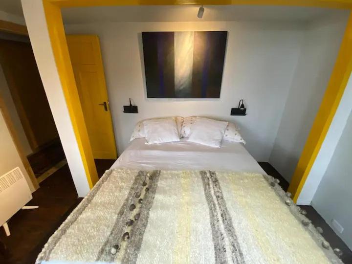 Palafito Amarillo