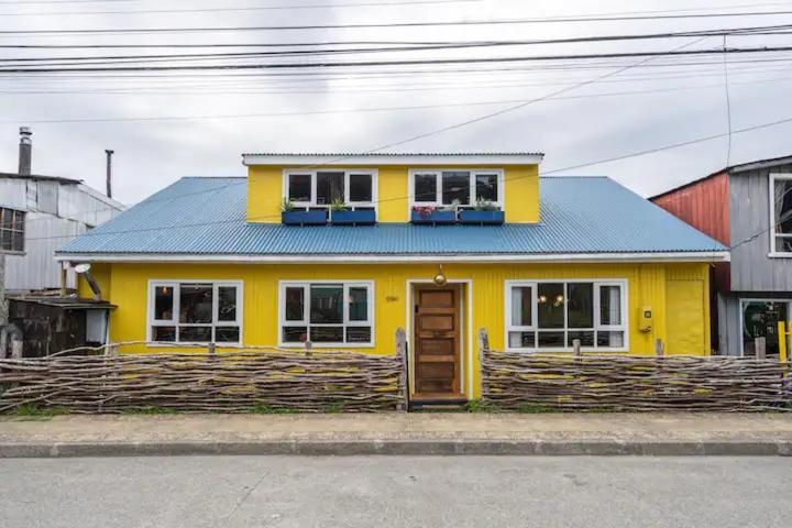 Palafito Amarillo